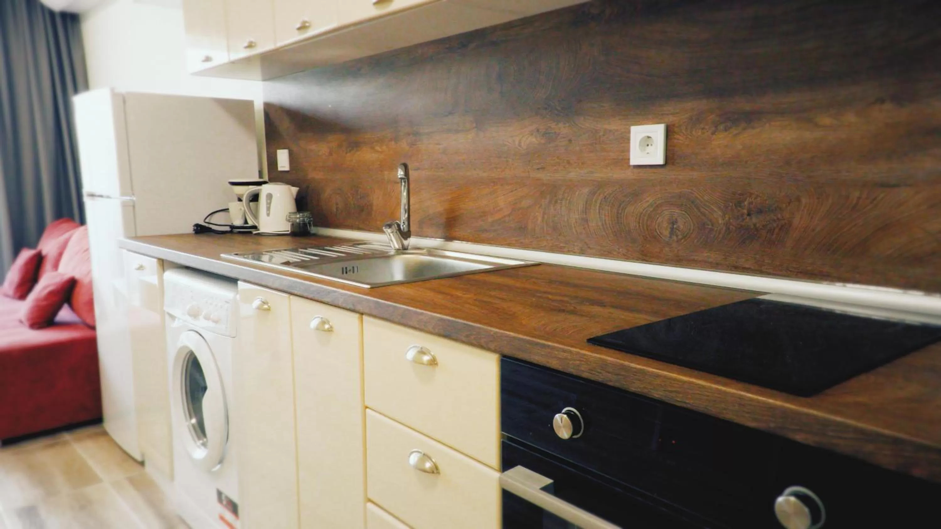 Family Studio in PAPAYA APARTMENTS