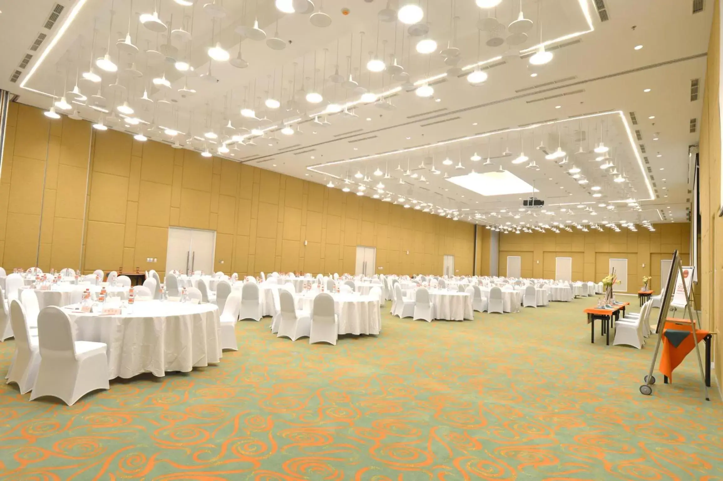 Business facilities, Banquet Facilities in HARRIS Hotel and Conventions Denpasar Bali