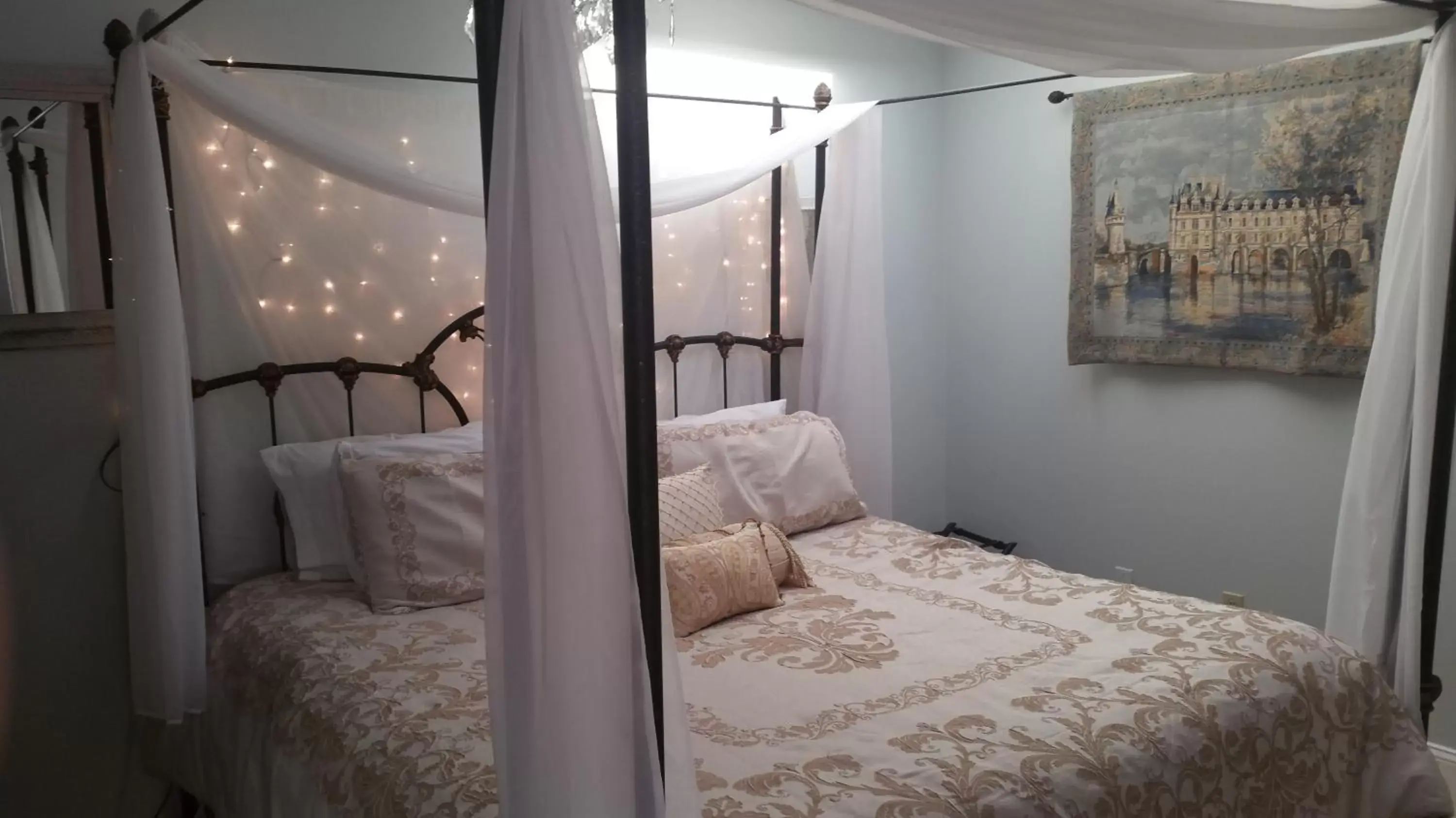 Bedroom, Bed in Woodstock Inn Bed & Breakfast