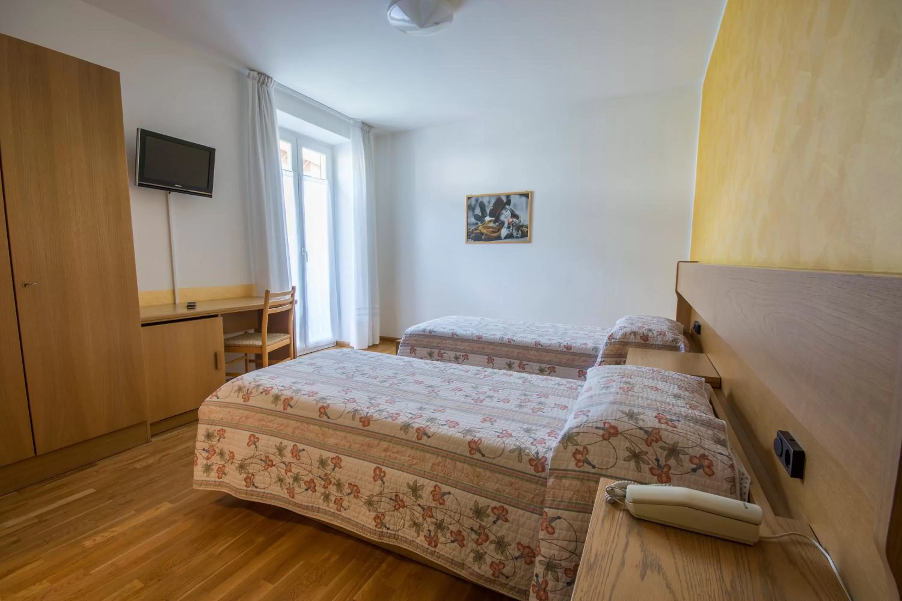 Balcony/Terrace, Bed in Garni Castel Ferari