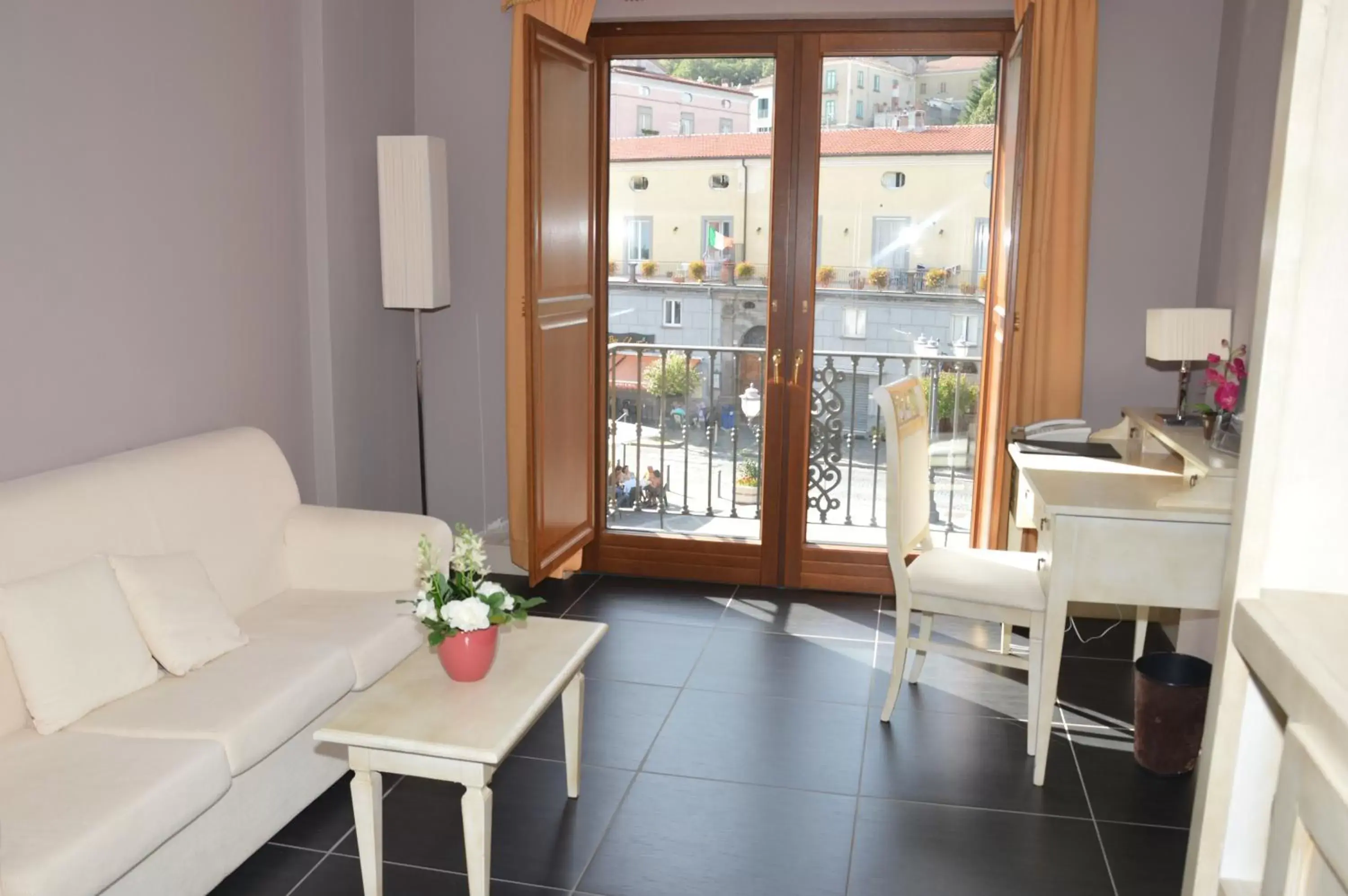 Seating Area in Roccamonfina Palace Hotel