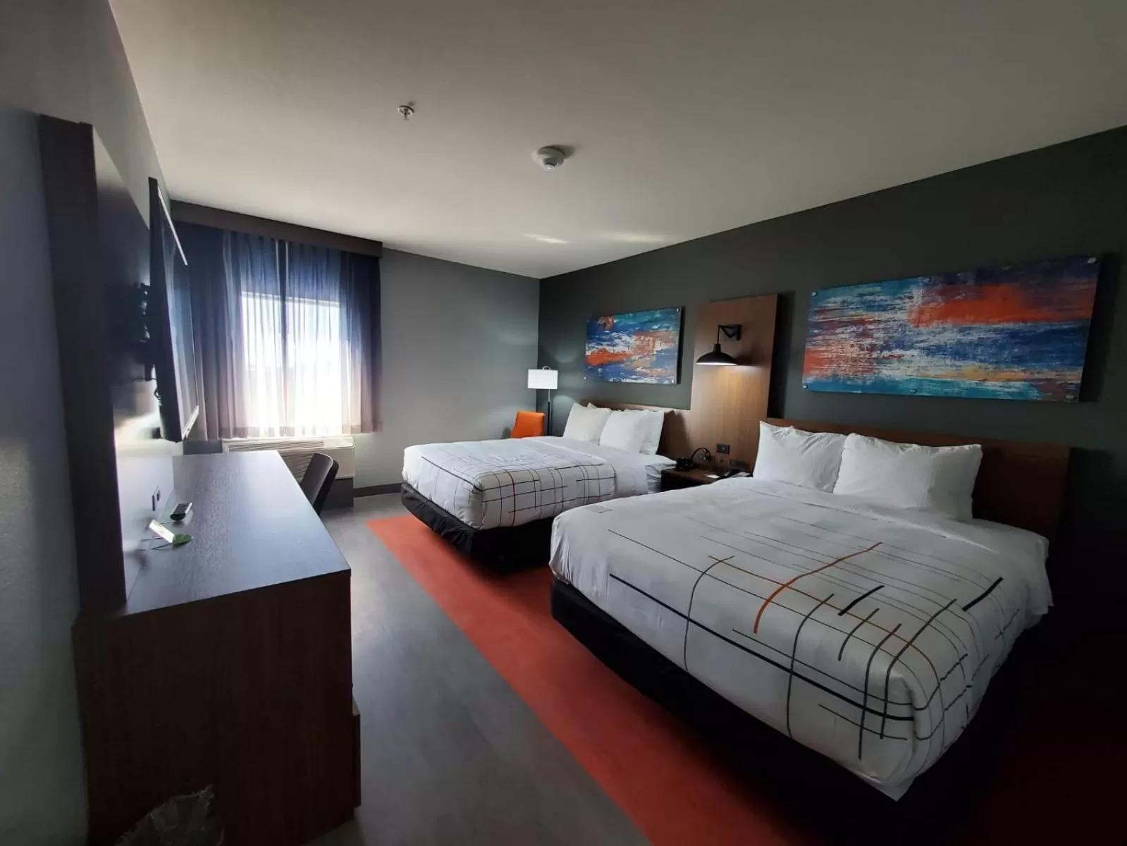 Bed in La Quinta Inn & Suites by Wyndham Fort Stockton Northeast