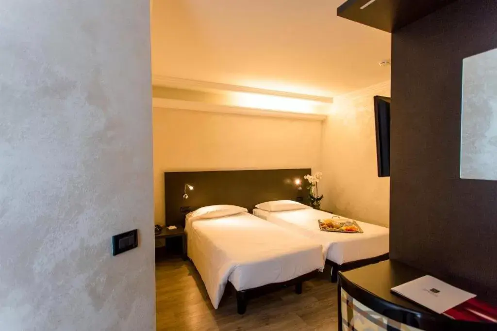 Bedroom, Bed in B&B Hotel Borgaro Torinese