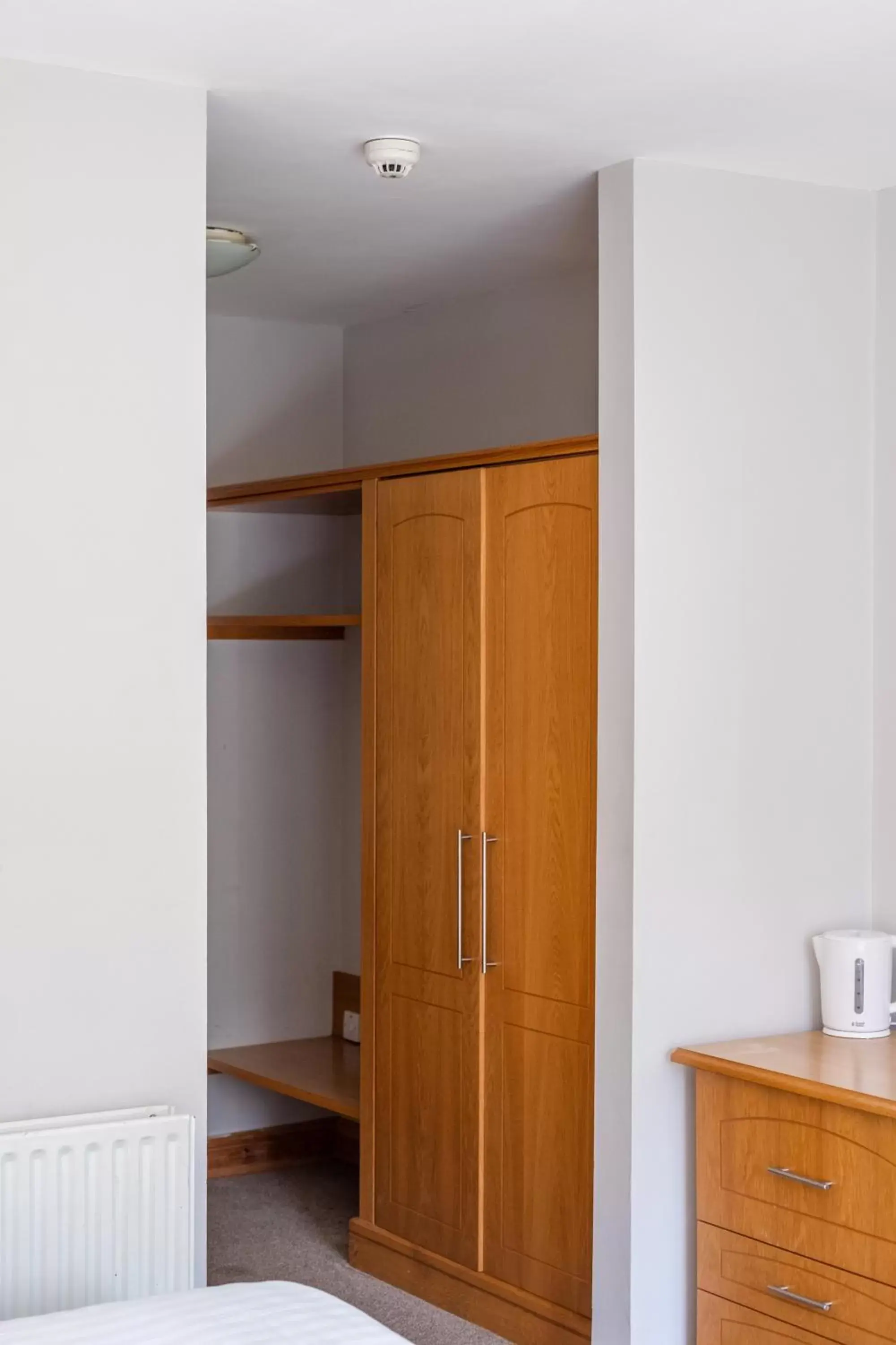 Bedroom, TV/Entertainment Center in The Lodge at Woodenbridge