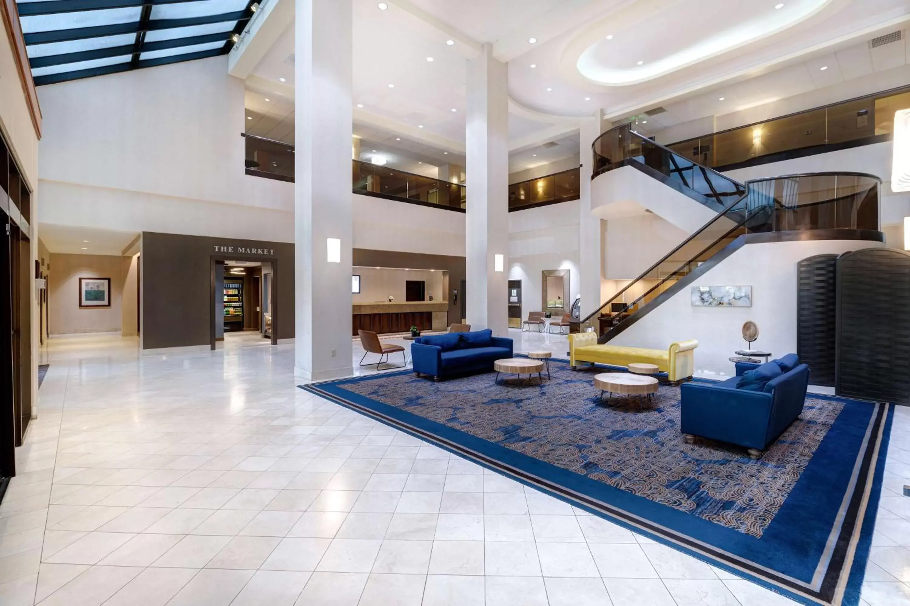 Lobby or reception, Lobby/Reception in Embassy Suites by Hilton Santa Clara Silicon Valley