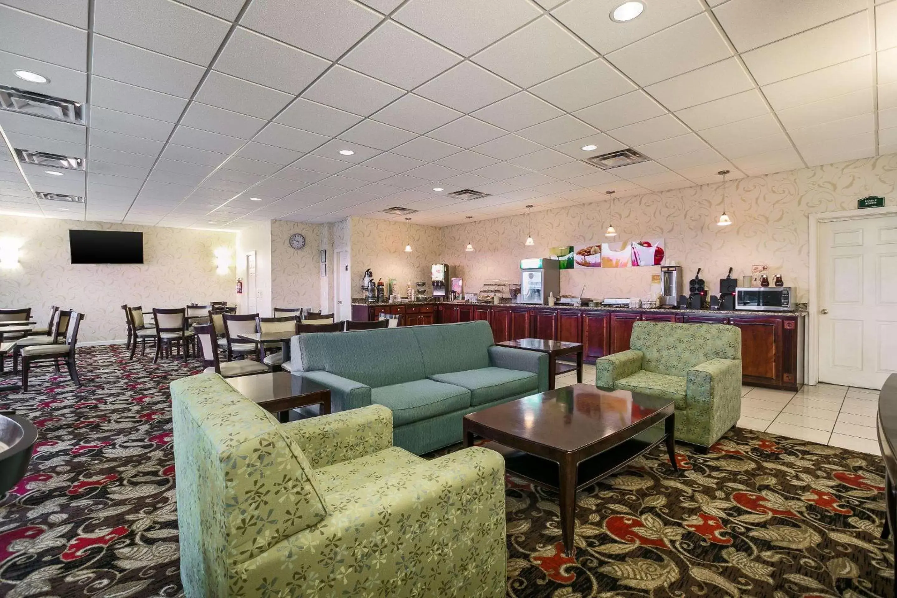 Restaurant/places to eat, Lounge/Bar in Quality Inn & Suites Eufaula