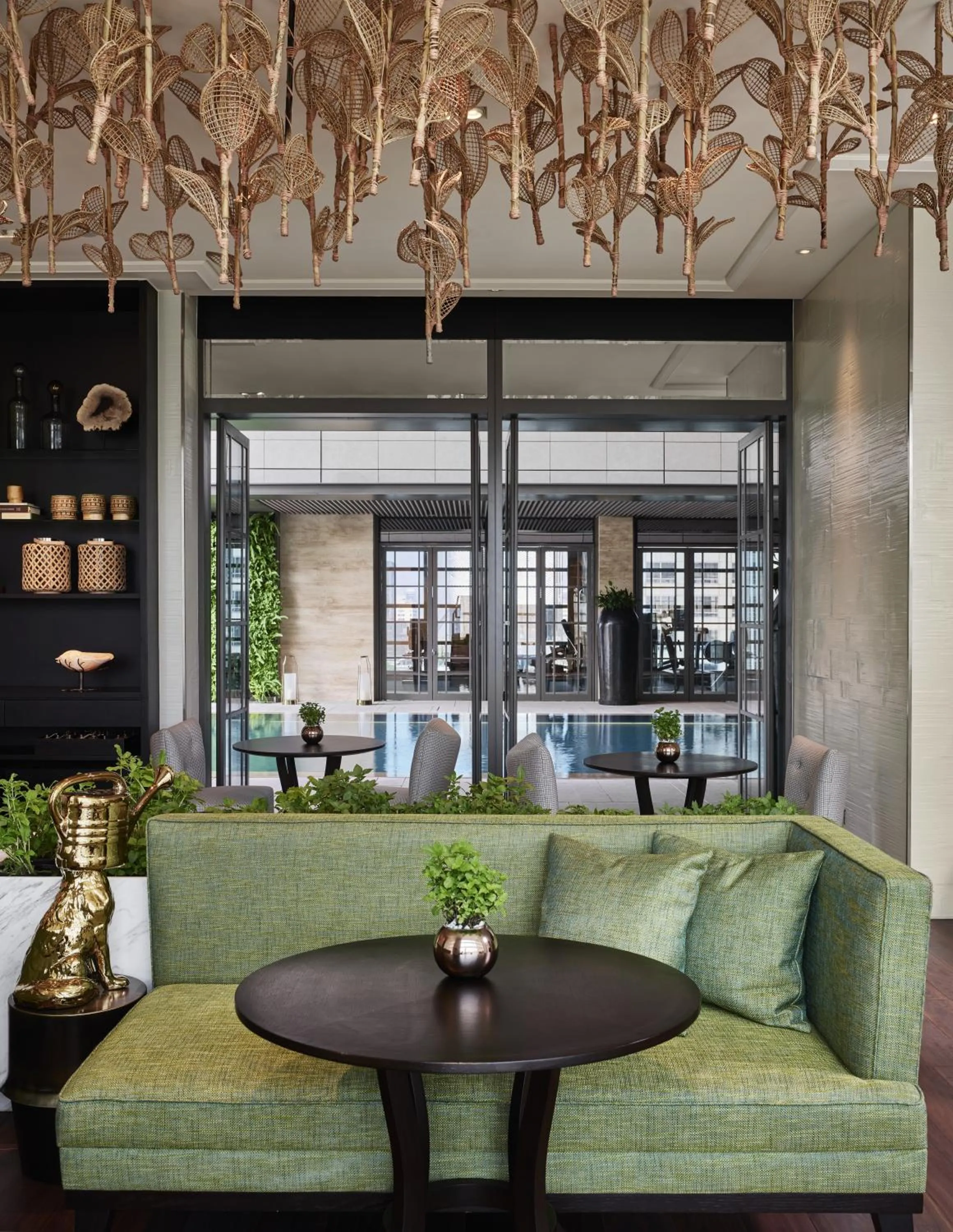 Restaurant/places to eat in Rosewood Bangkok