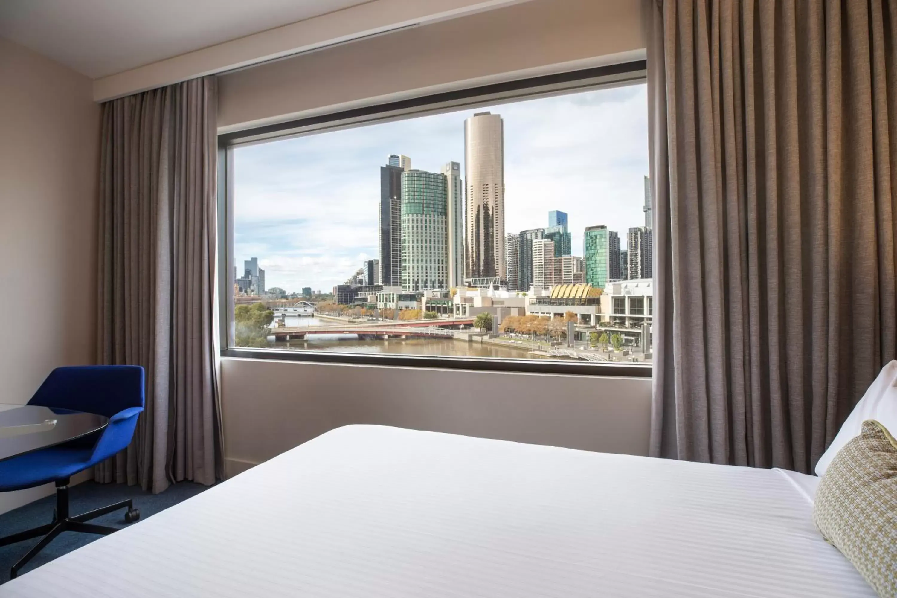 Bed in Crowne Plaza Melbourne, an IHG Hotel