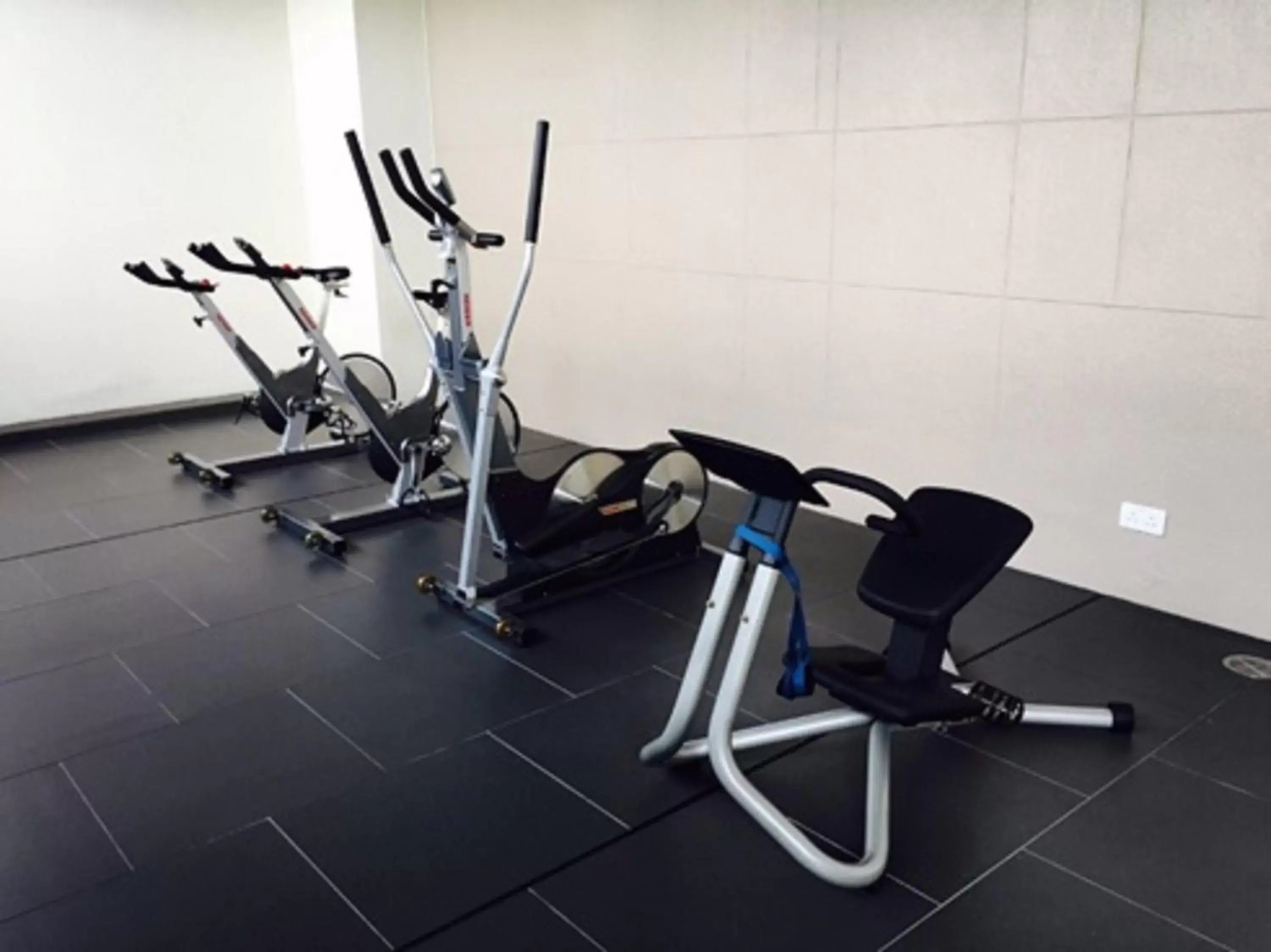 Fitness centre/facilities, Fitness Center/Facilities in Holiday Inn Express Hong Kong Mongkok, an IHG Hotel