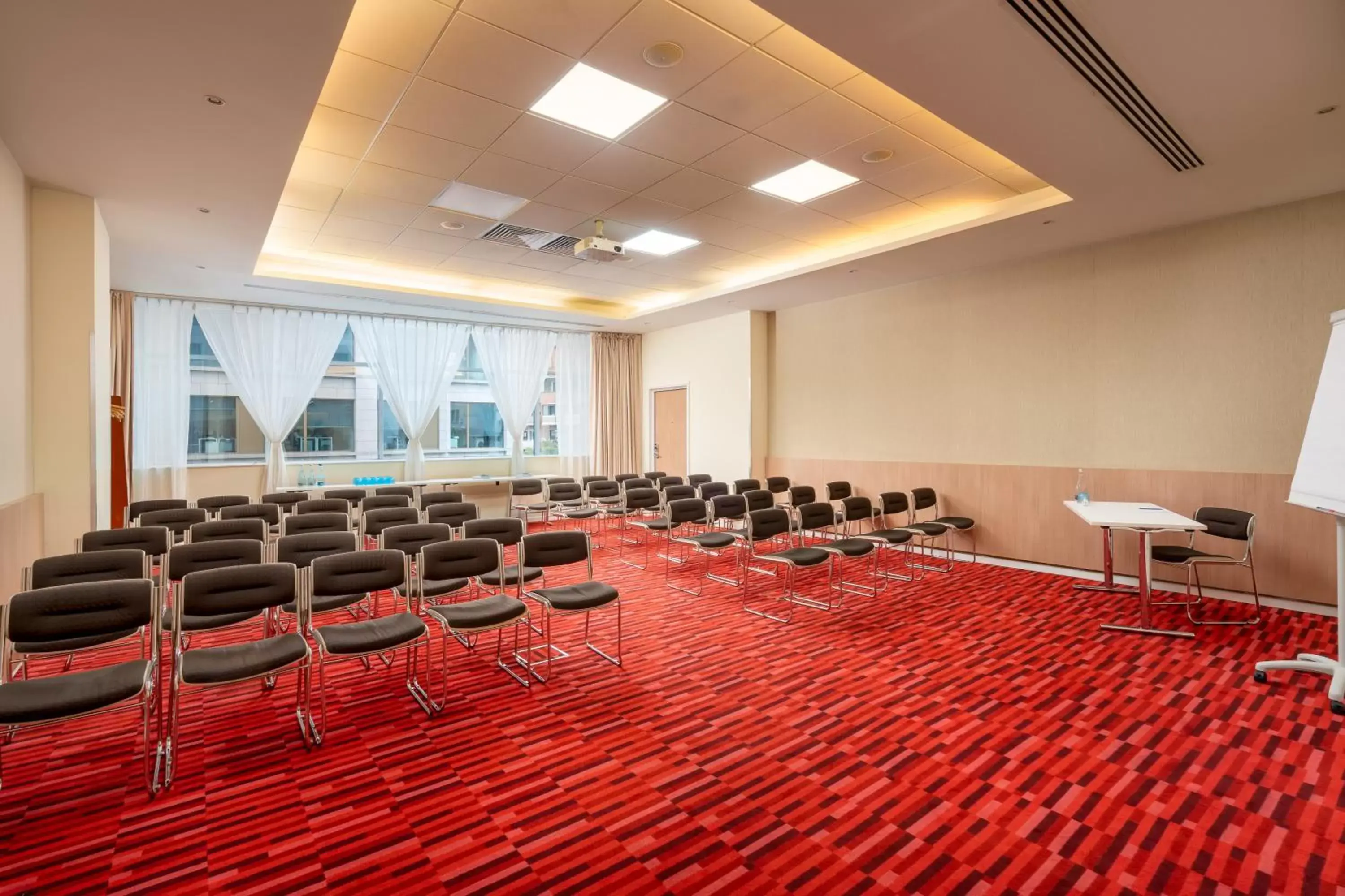 Meeting/conference room in Novotel Bucharest City Centre