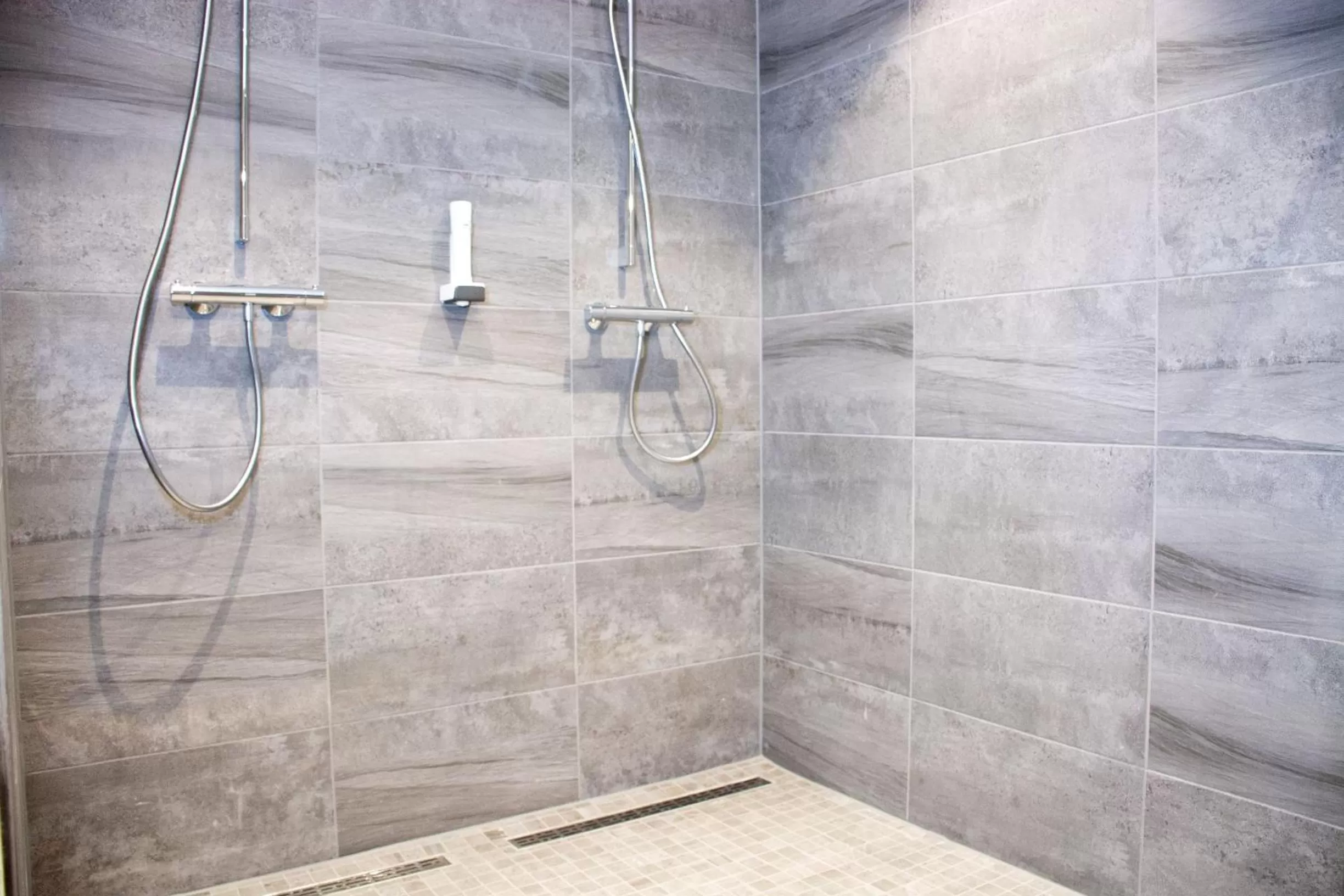 Shower in Landhotel Post Ebensee am Traunsee ***S