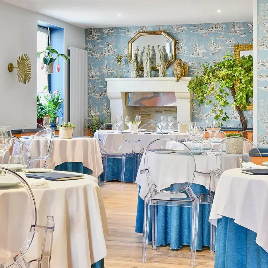Restaurant/places to eat, Banquet Facilities in Logis Hôtels Restaurant La Mère Hamard