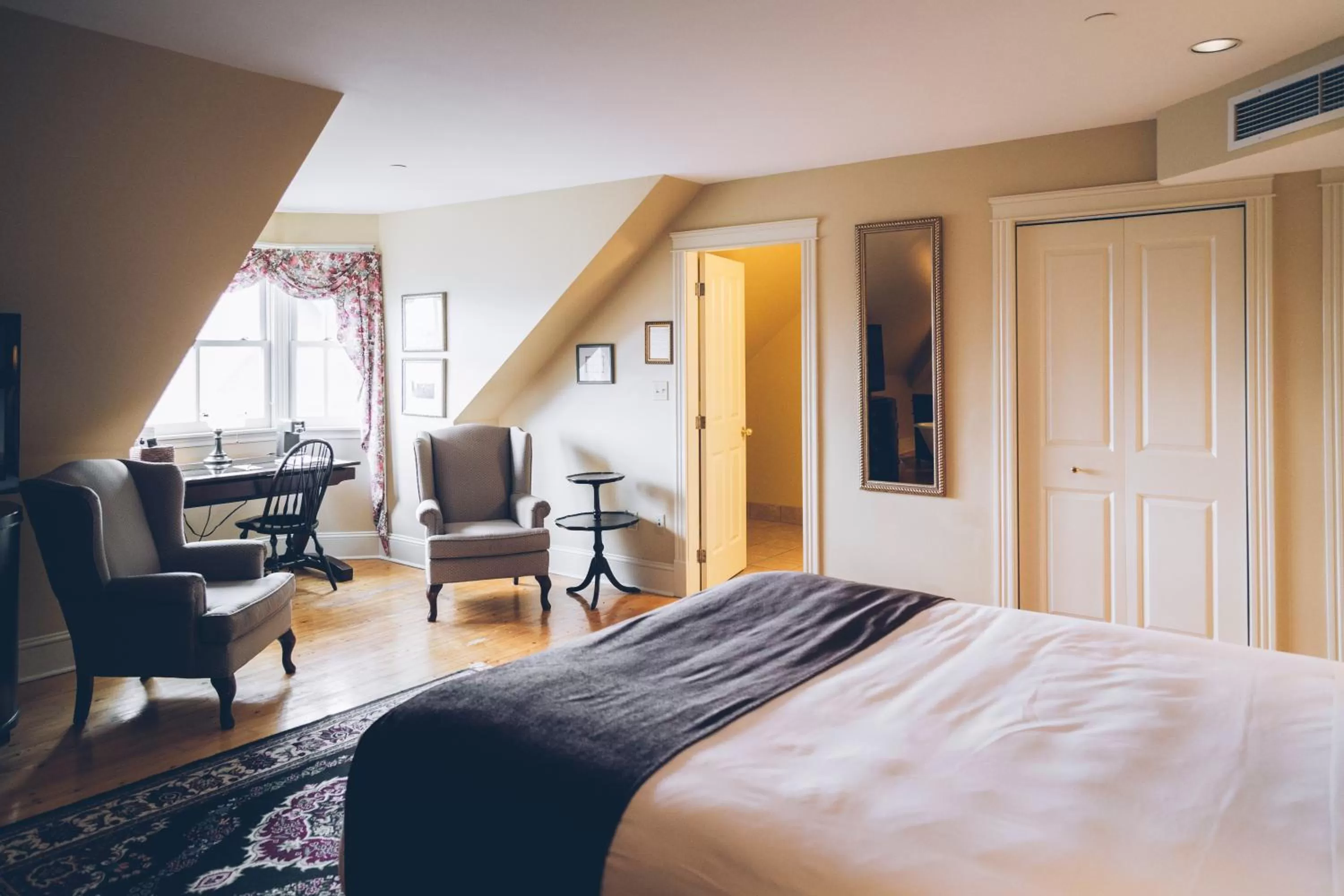 Bedroom, Bed in The Great George