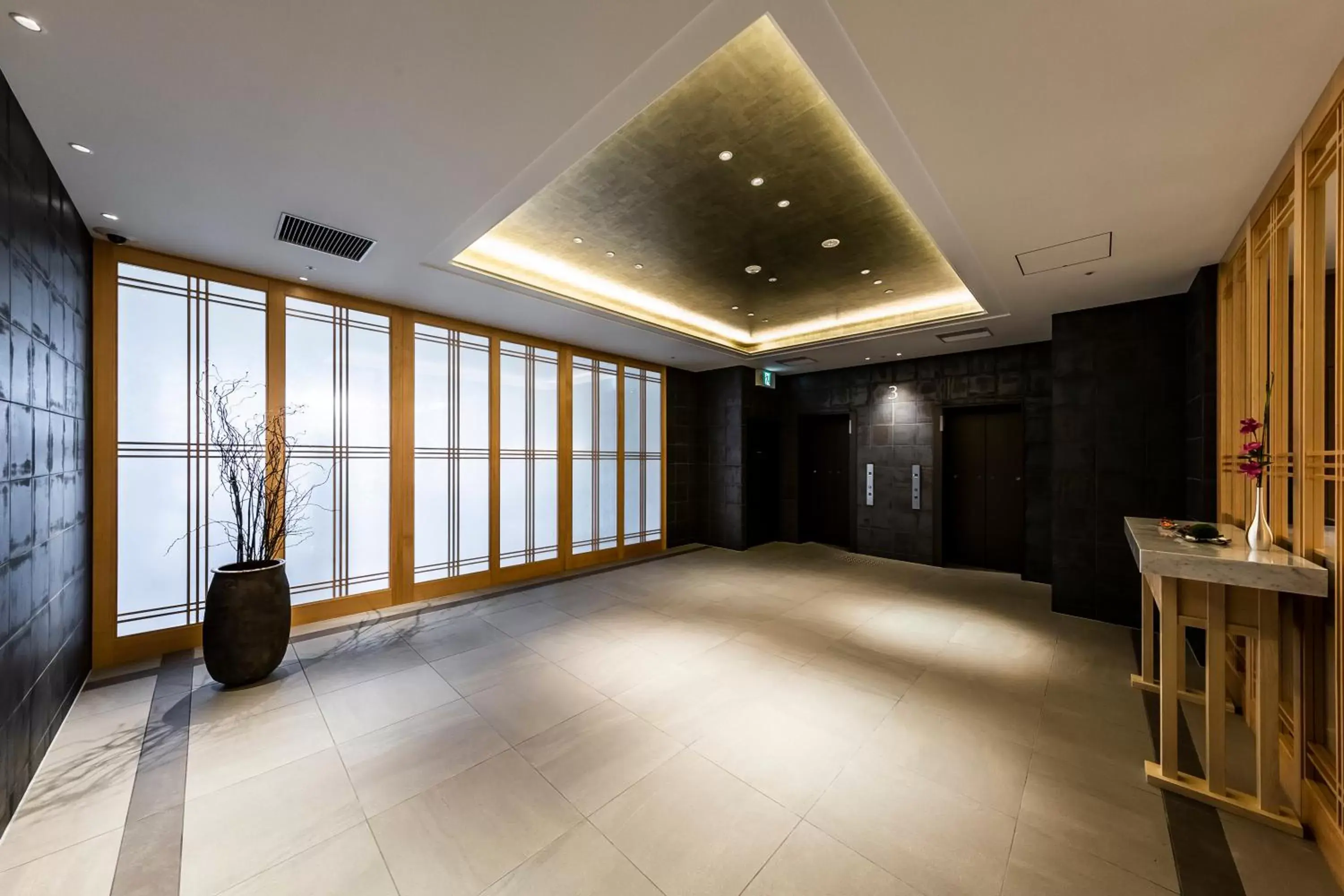 Lobby or reception in Via Inn Prime Shinsaibashi Yotsubashi