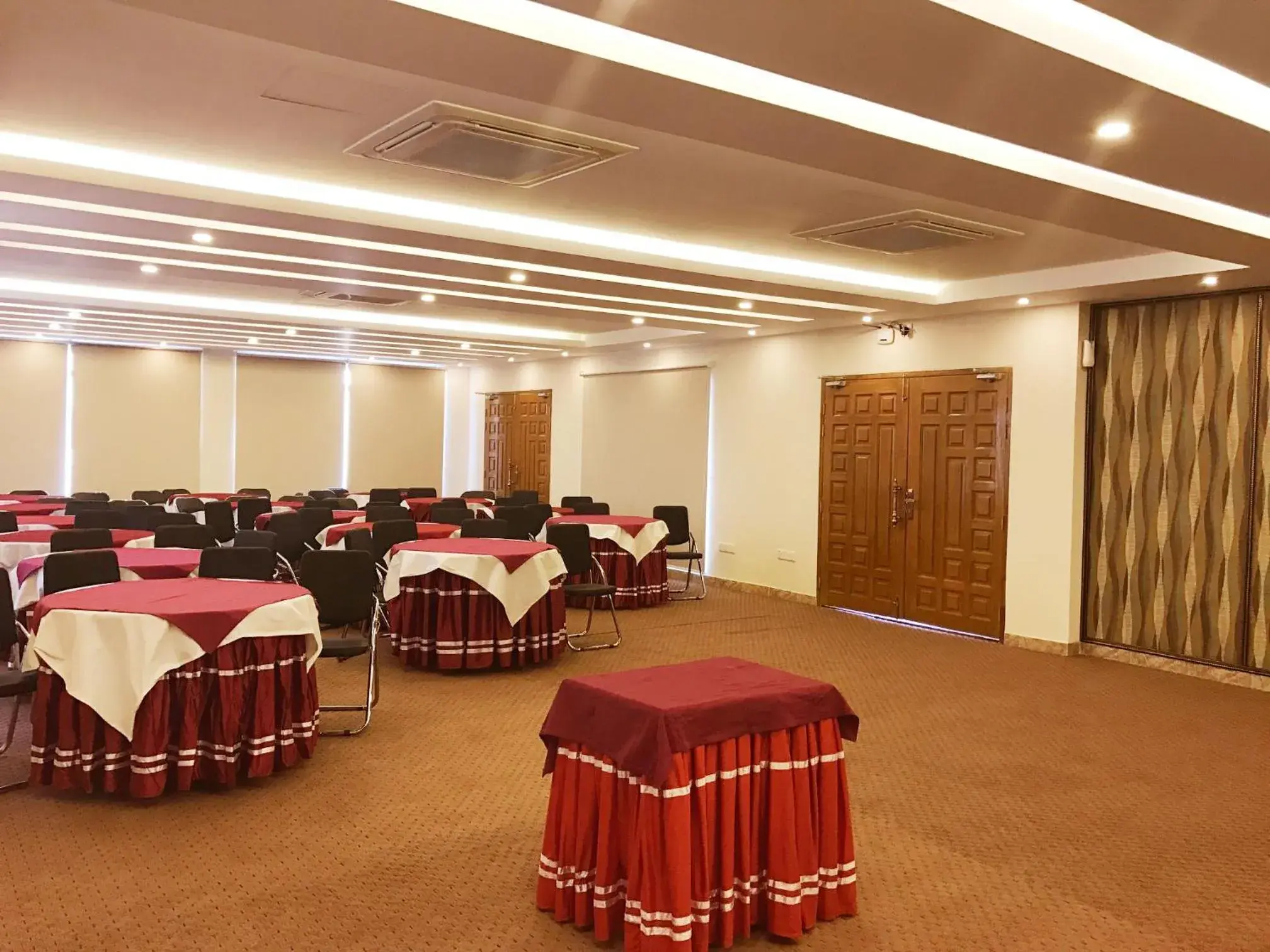 Banquet/Function facilities, Banquet Facilities in Century Park Residence