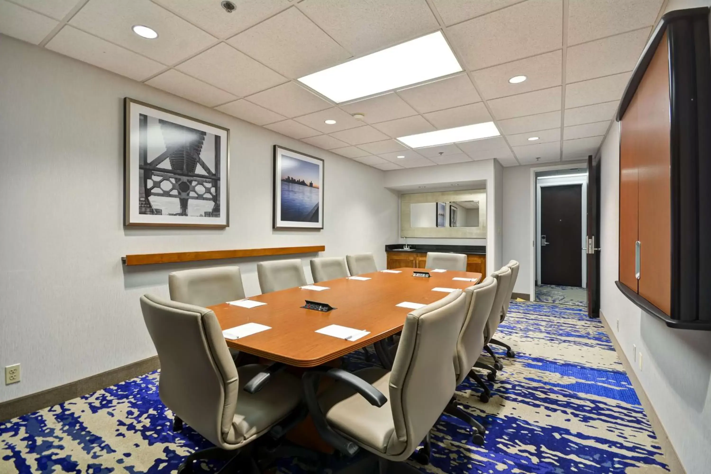 Meeting/conference room in Hampton Inn Detroit Northville