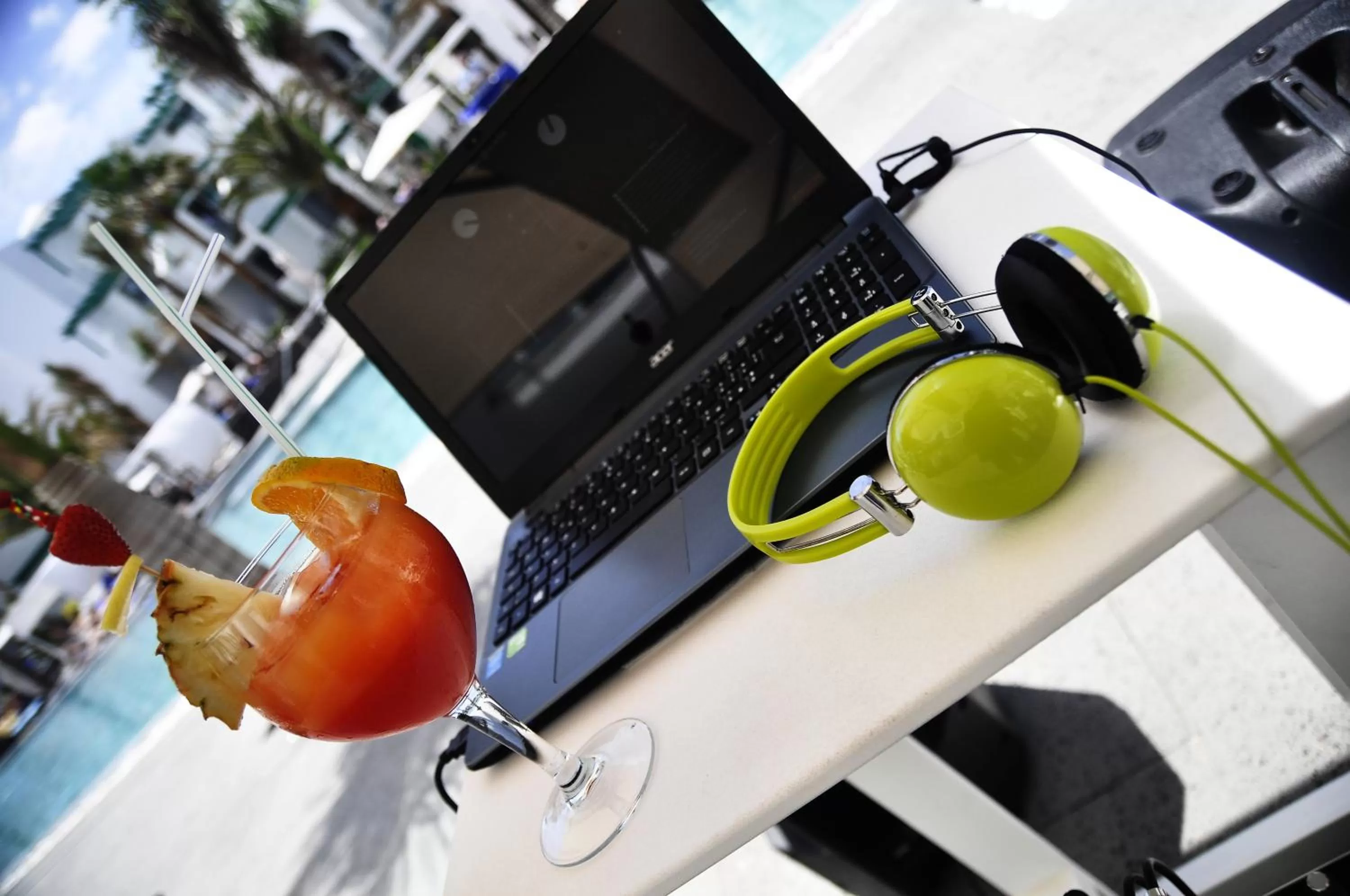 Nightclub / DJ in Barceló Teguise Beach - Adults Only