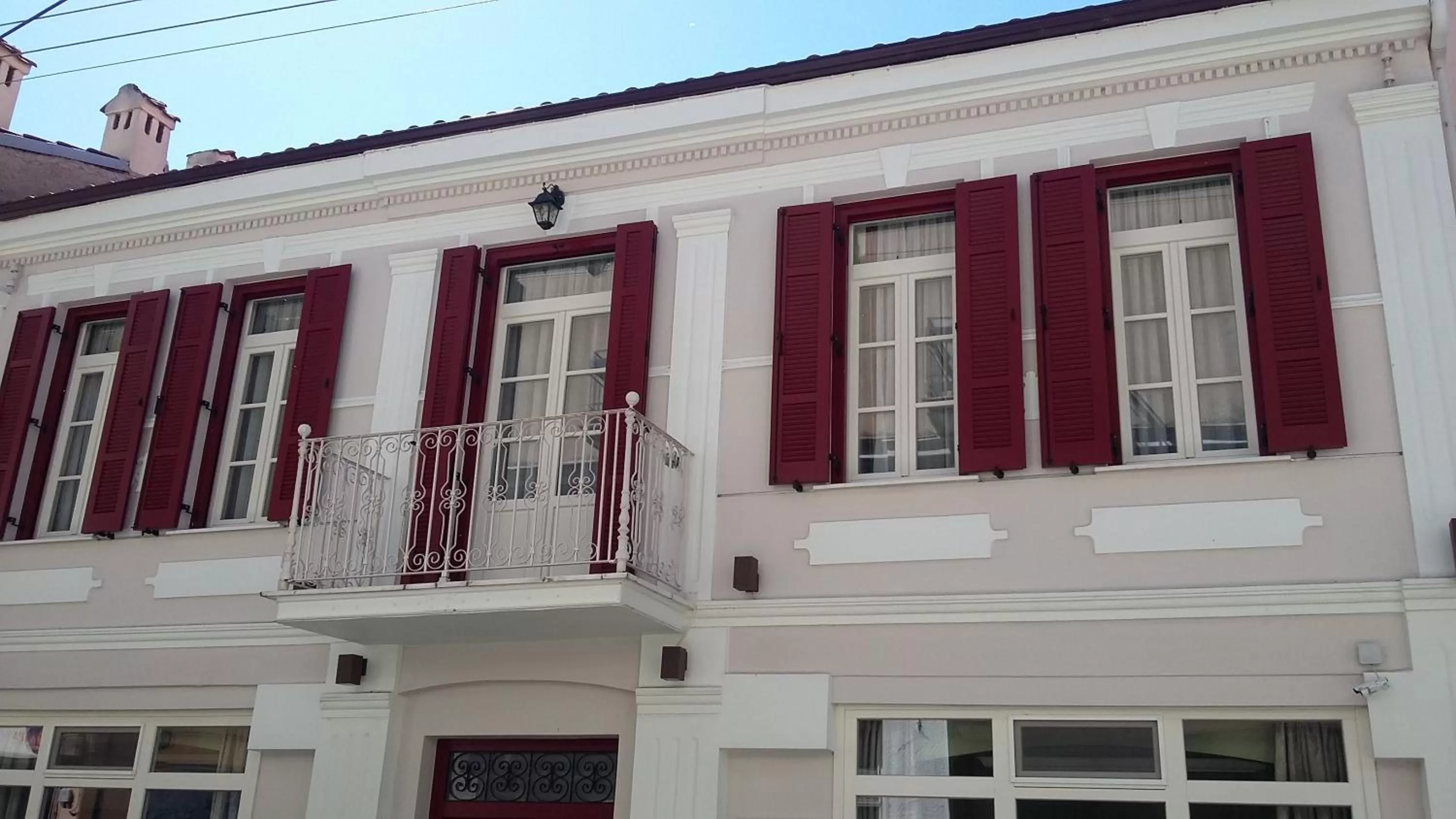 Property building in HOTEL TSARSI