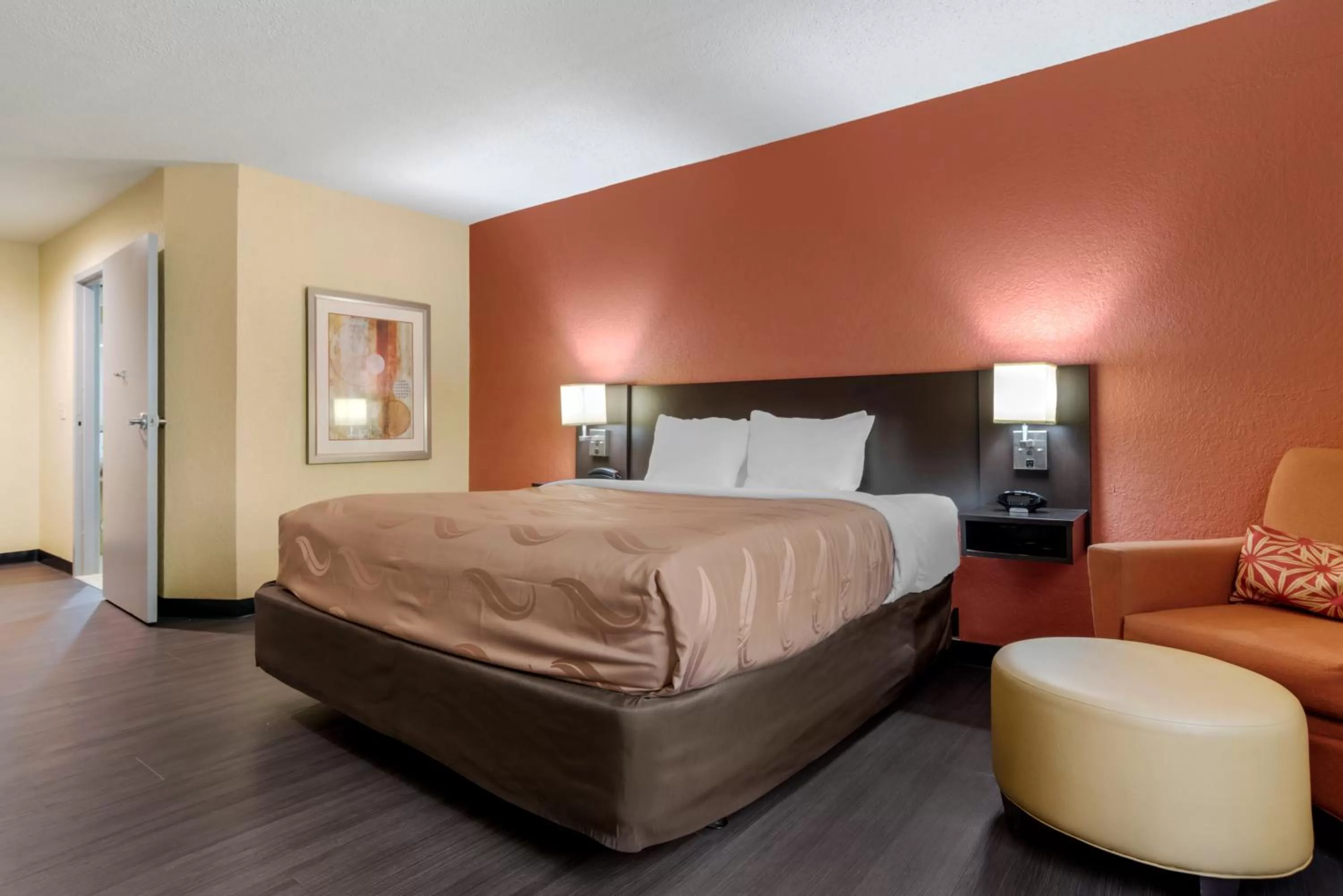 Bed in Quality Inn Phenix City Columbus