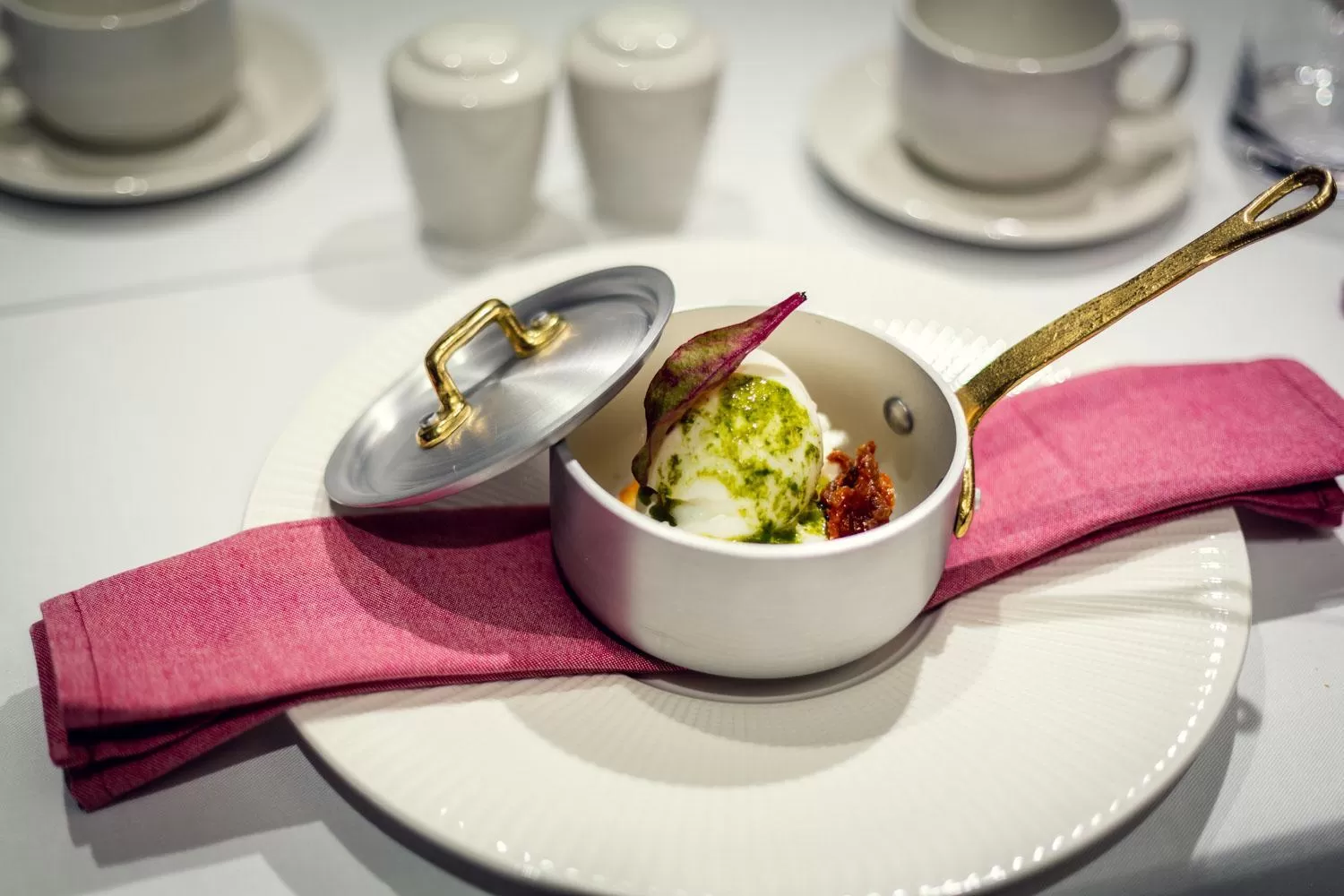 Continental breakfast in Michelangelo Grand Hotel