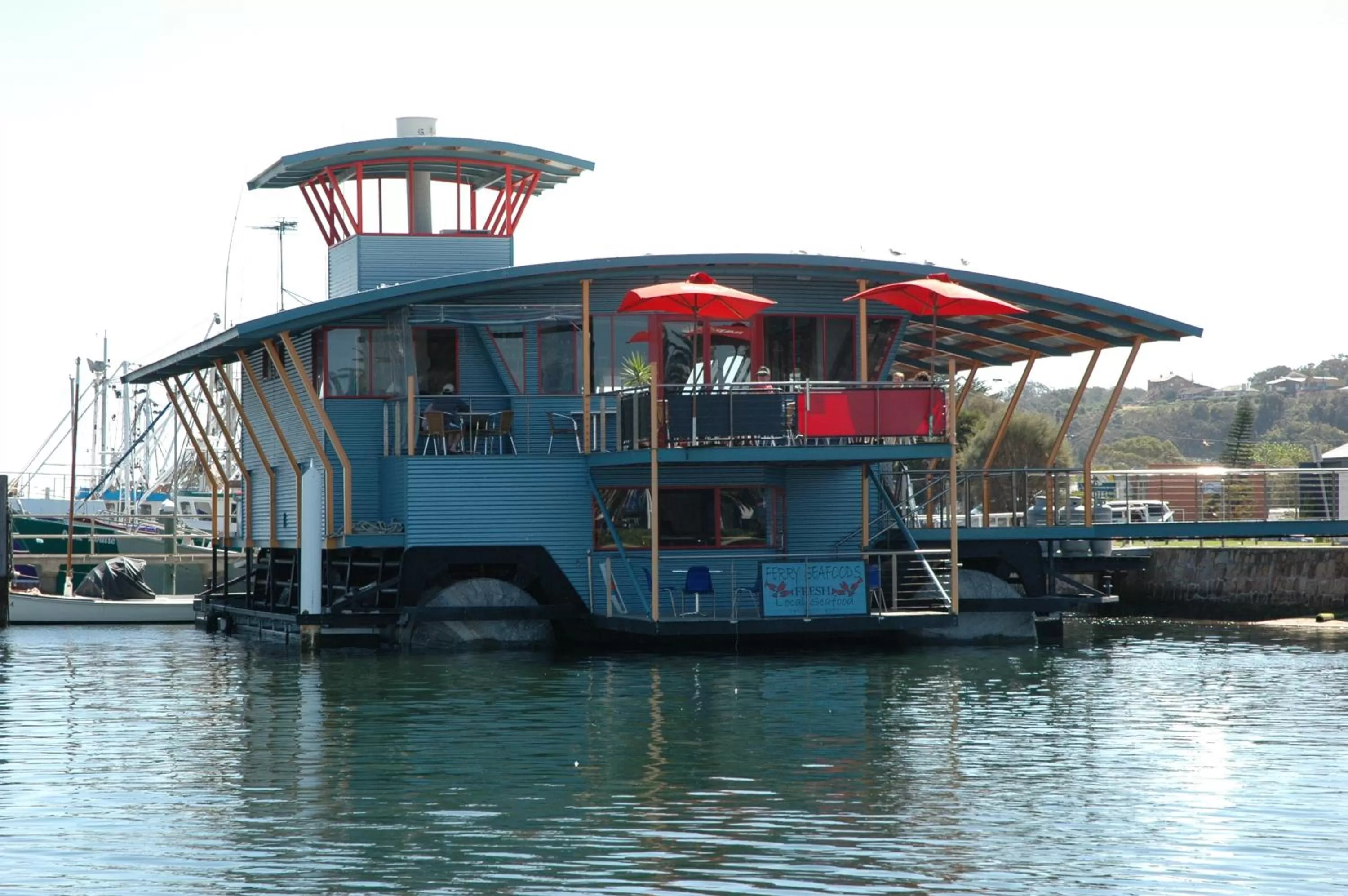 Restaurant/places to eat in Abel Tasman Waterfront Motel