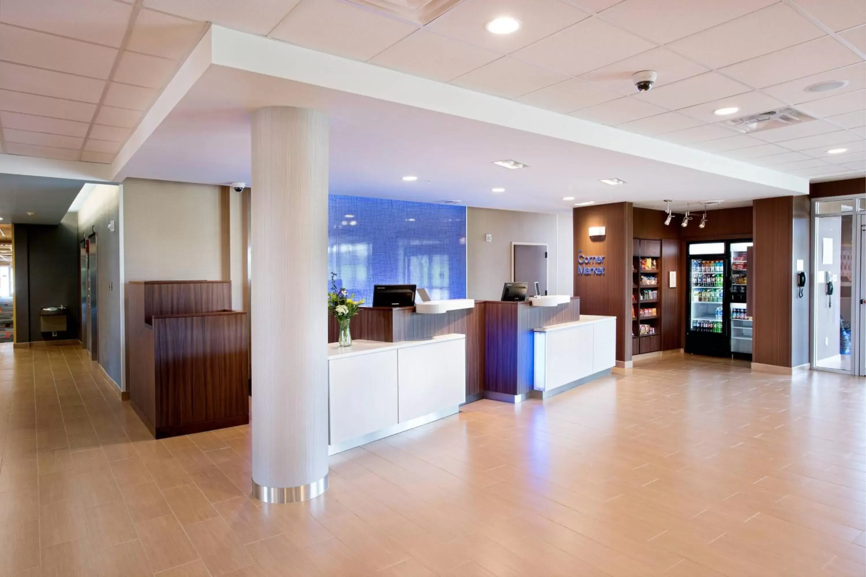 Lobby or reception, Lobby/Reception in Fairfield Inn & Suites by Marriott Rochester Mayo Clinic Area/Saint Marys