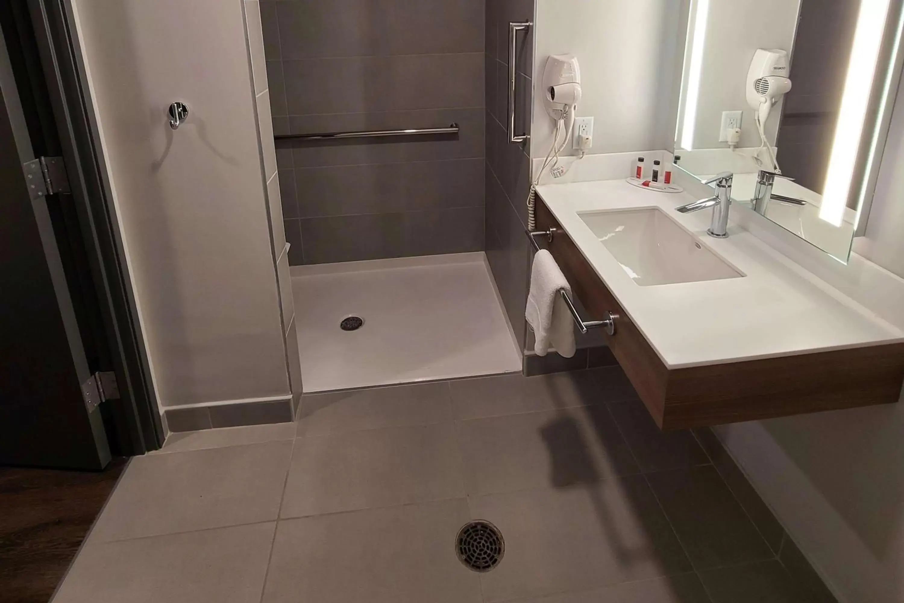 Shower, Bathroom in Microtel Inn & Suites by Wyndham Milford