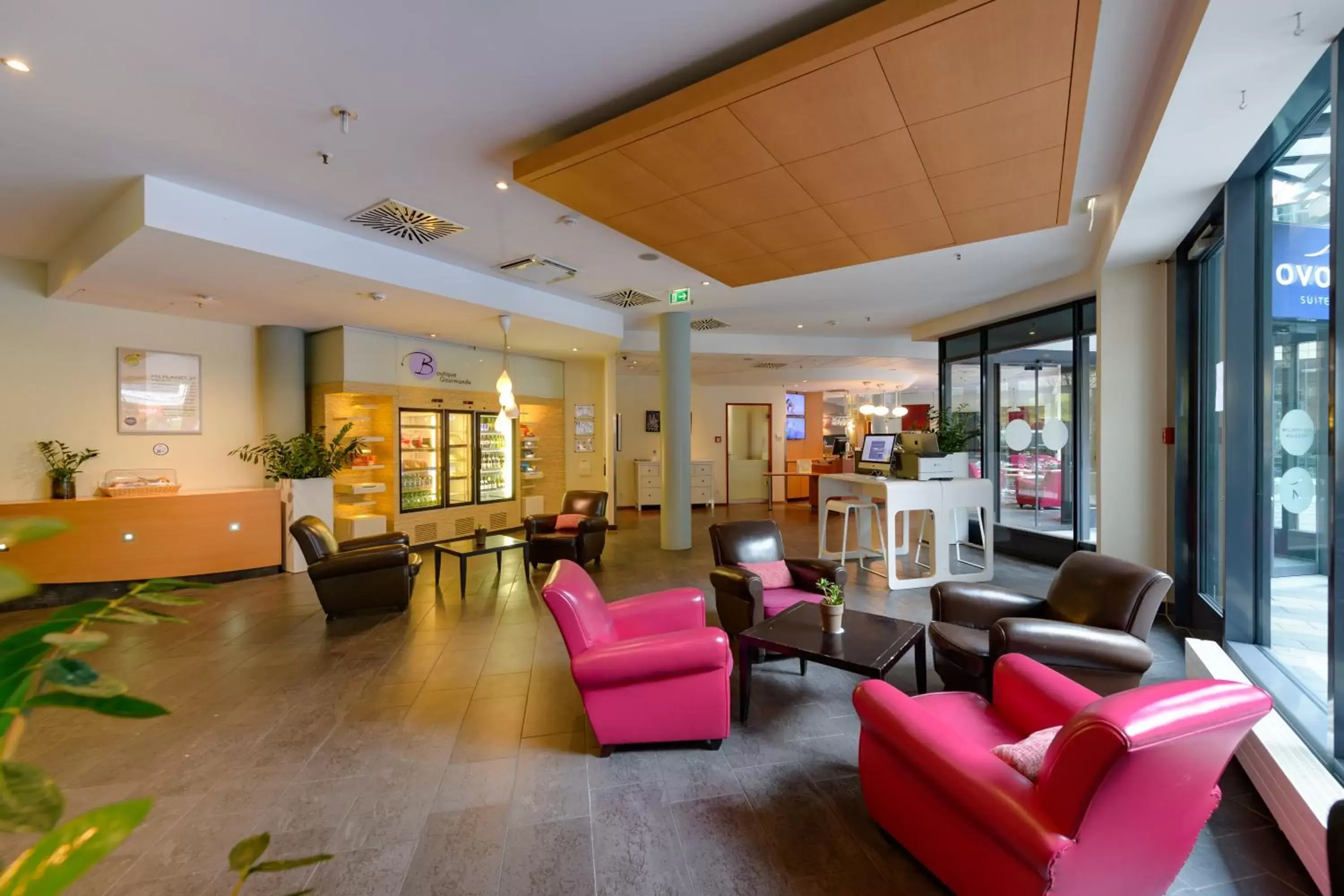 Seating area, Lobby/Reception in Novotel Suites München Parkstadt Schwabing