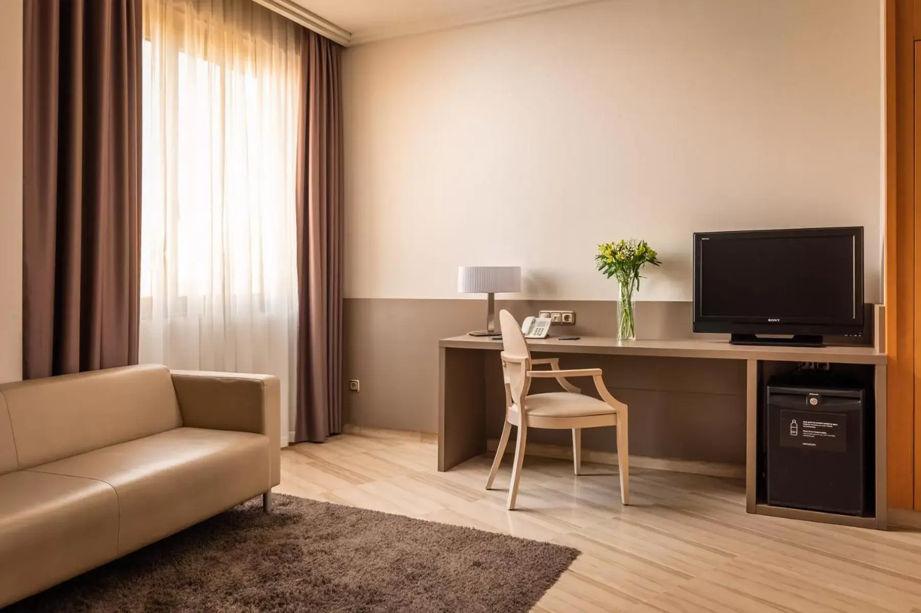 Living room, TV/Entertainment Center in Hotel SB Ciutat Tarragona