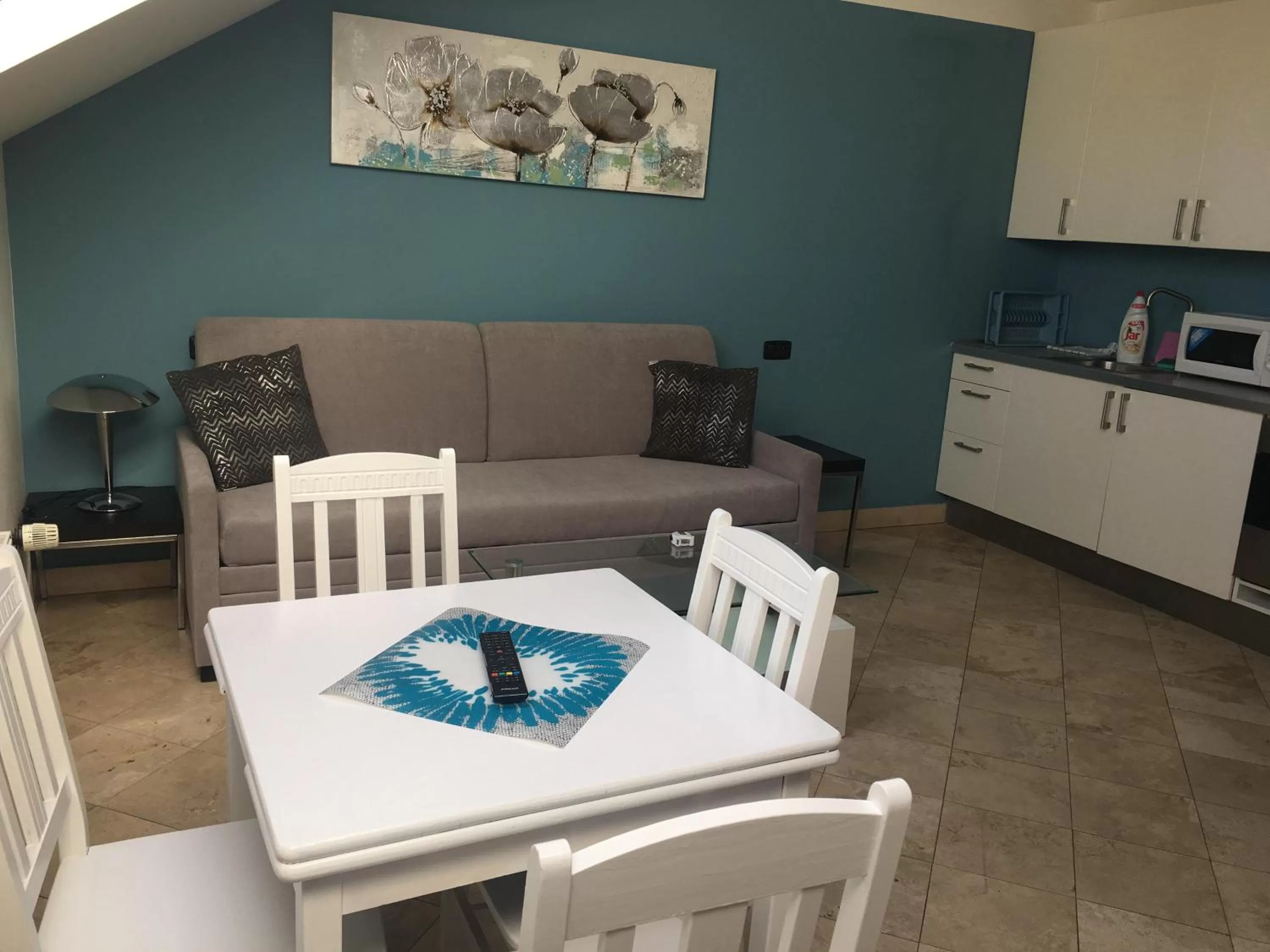 Bed, Seating Area in Legerova 33 Apartments