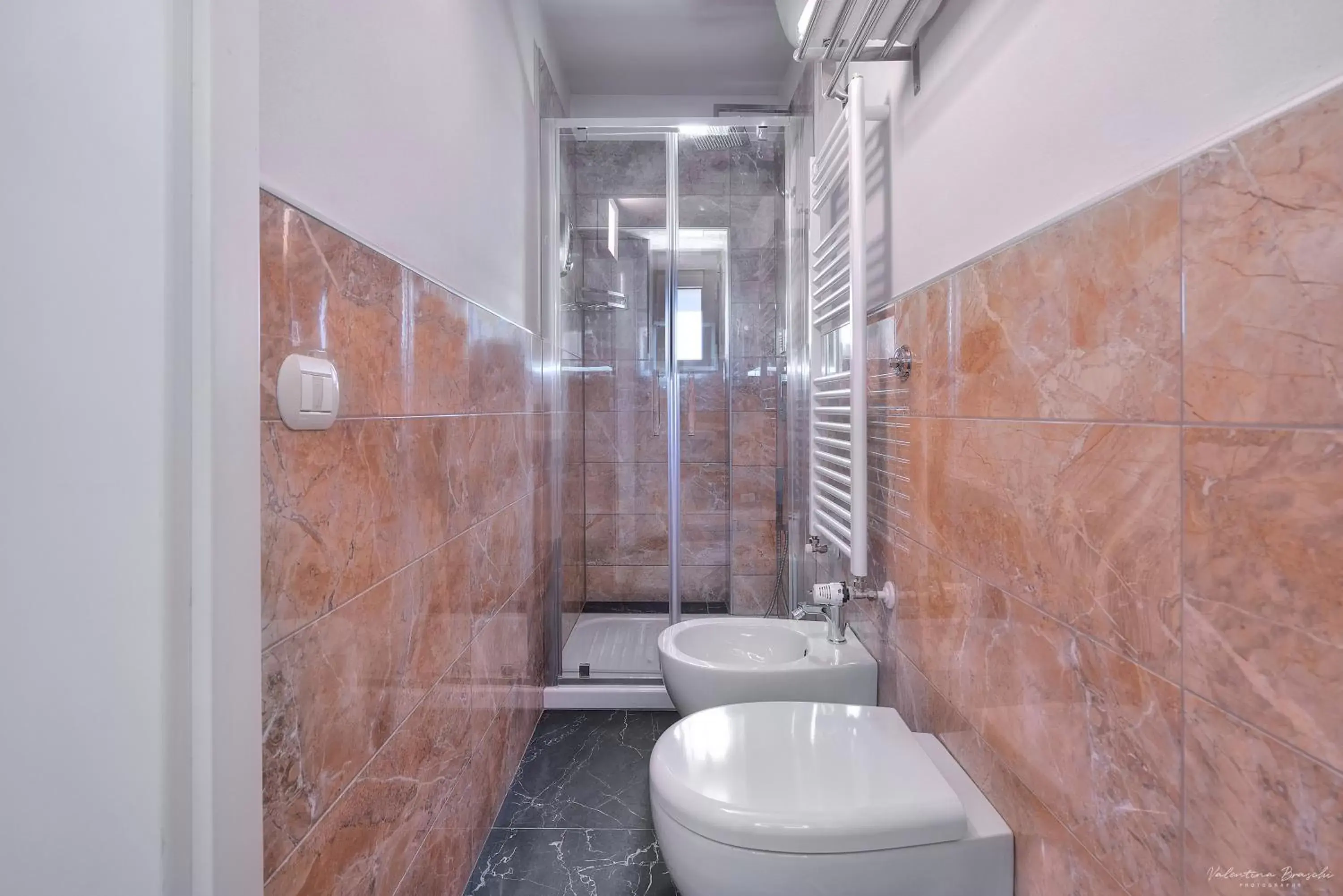 Bathroom in Hotel Cosmos