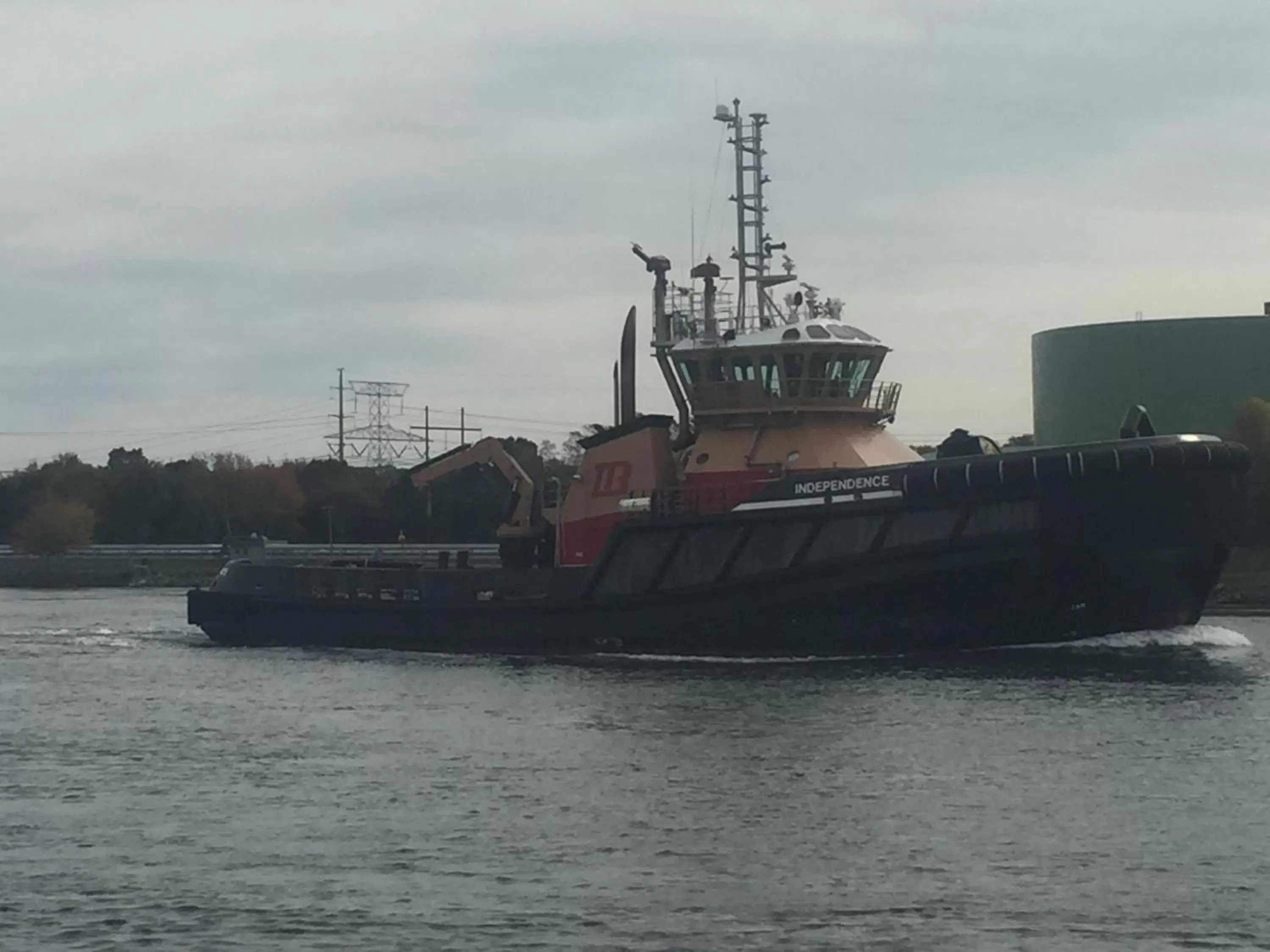 Inn 38 Oak Bluff Circle