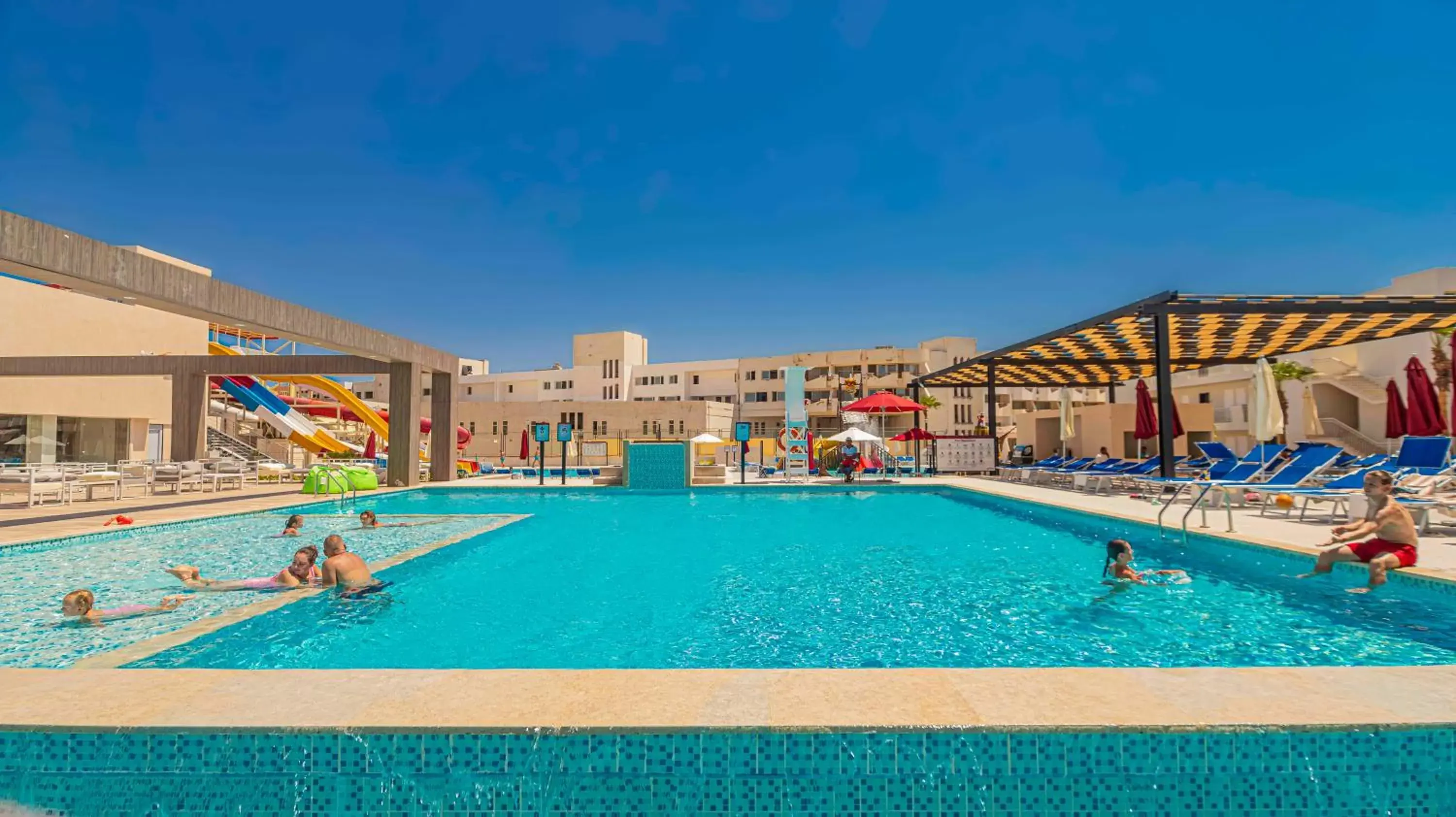 Swimming pool in Amarina Abu Soma Resort & Aquapark Swimming pool in Amarina Abu Soma Resort & Aquapark