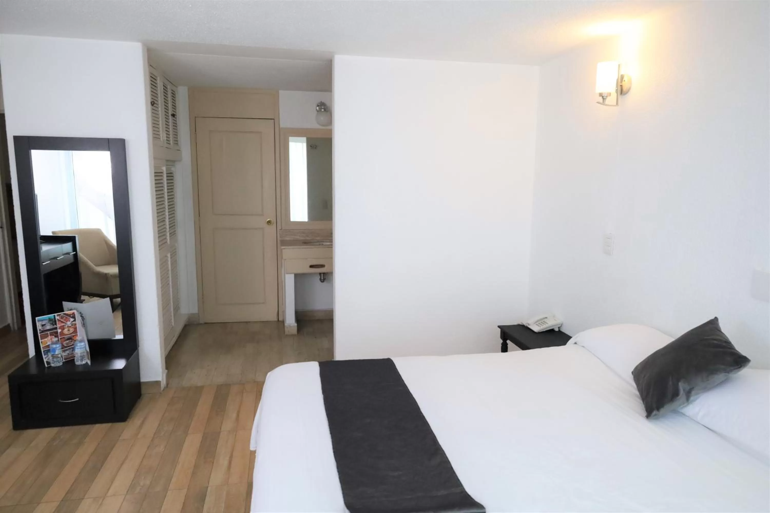 Standard Double Room in Hotel Grand Vista Cuernavaca