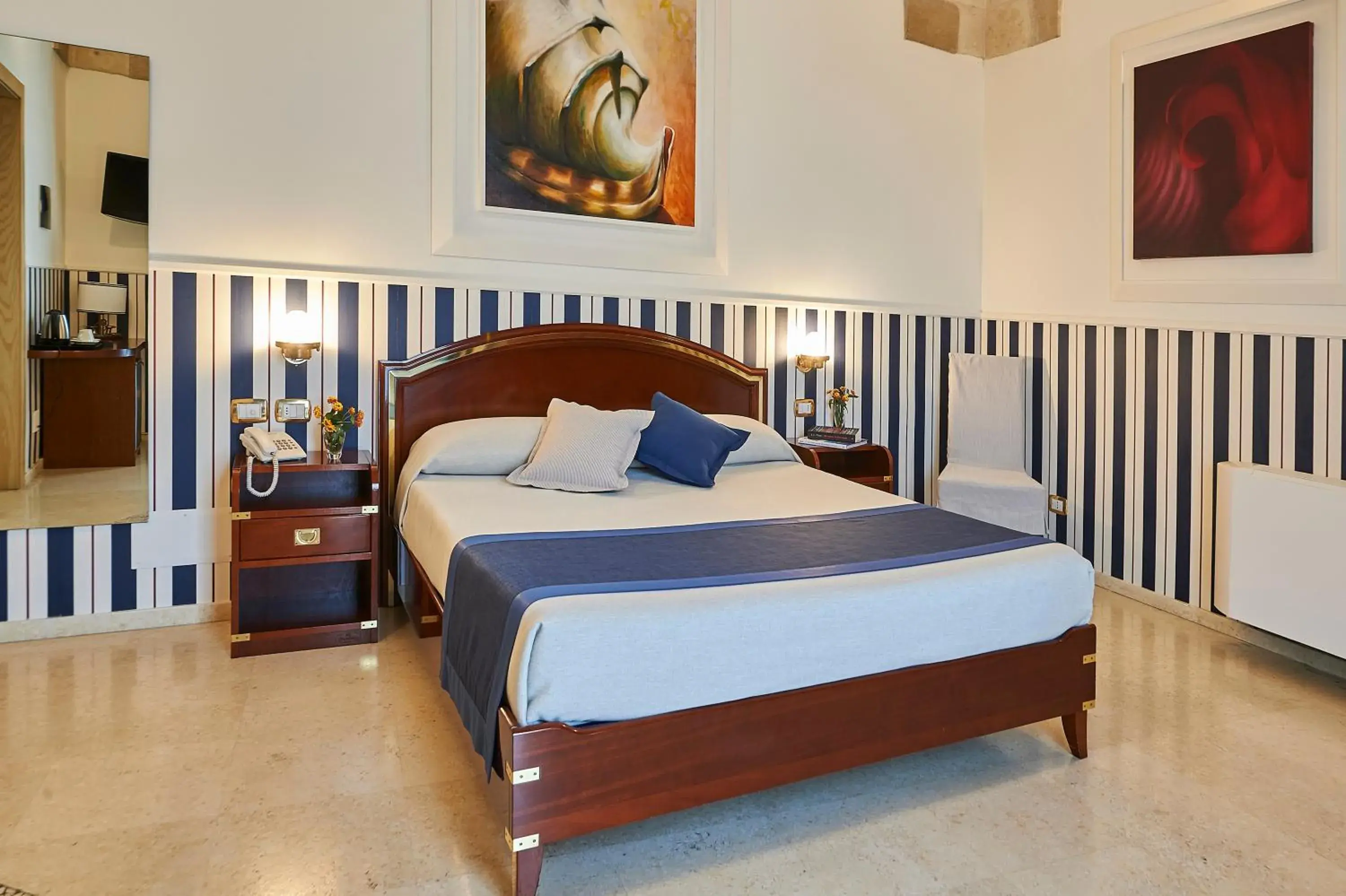 Classic Double Room in Corte Di Nettuno - CDSHotels Classic Double Room in Corte Di Nettuno - CDSHotels