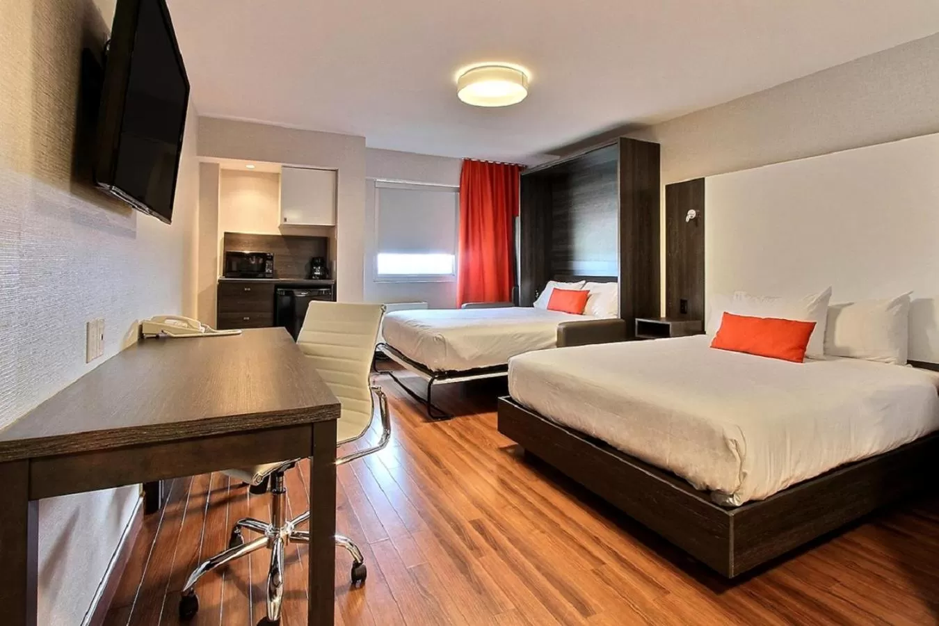 Bed in Hotel Classique