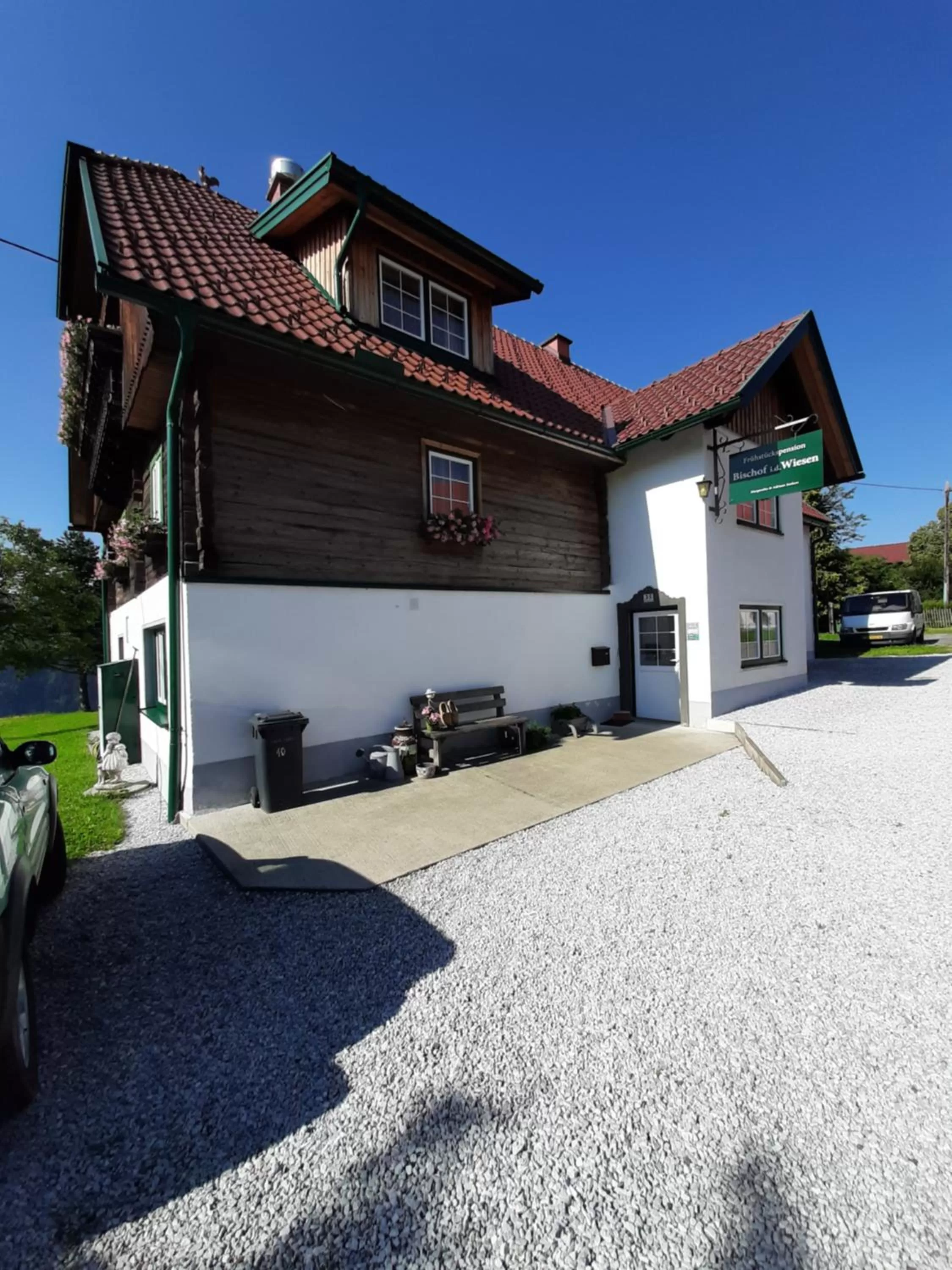 Facade/entrance, Property Building in Fruhstuckspension Bischof i d Wiesen
