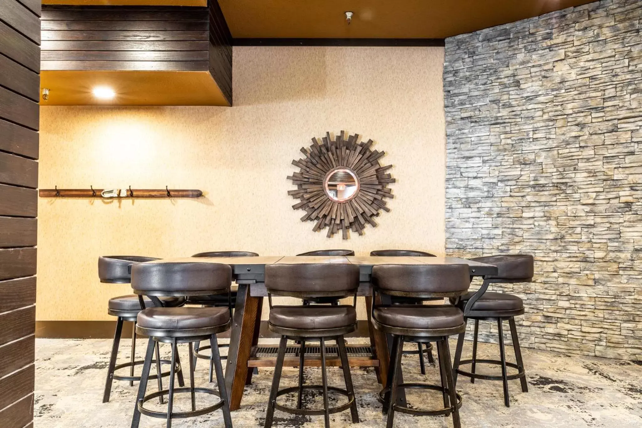 Lobby or reception, Dining Area in Prestige Mountain Resort Rossland