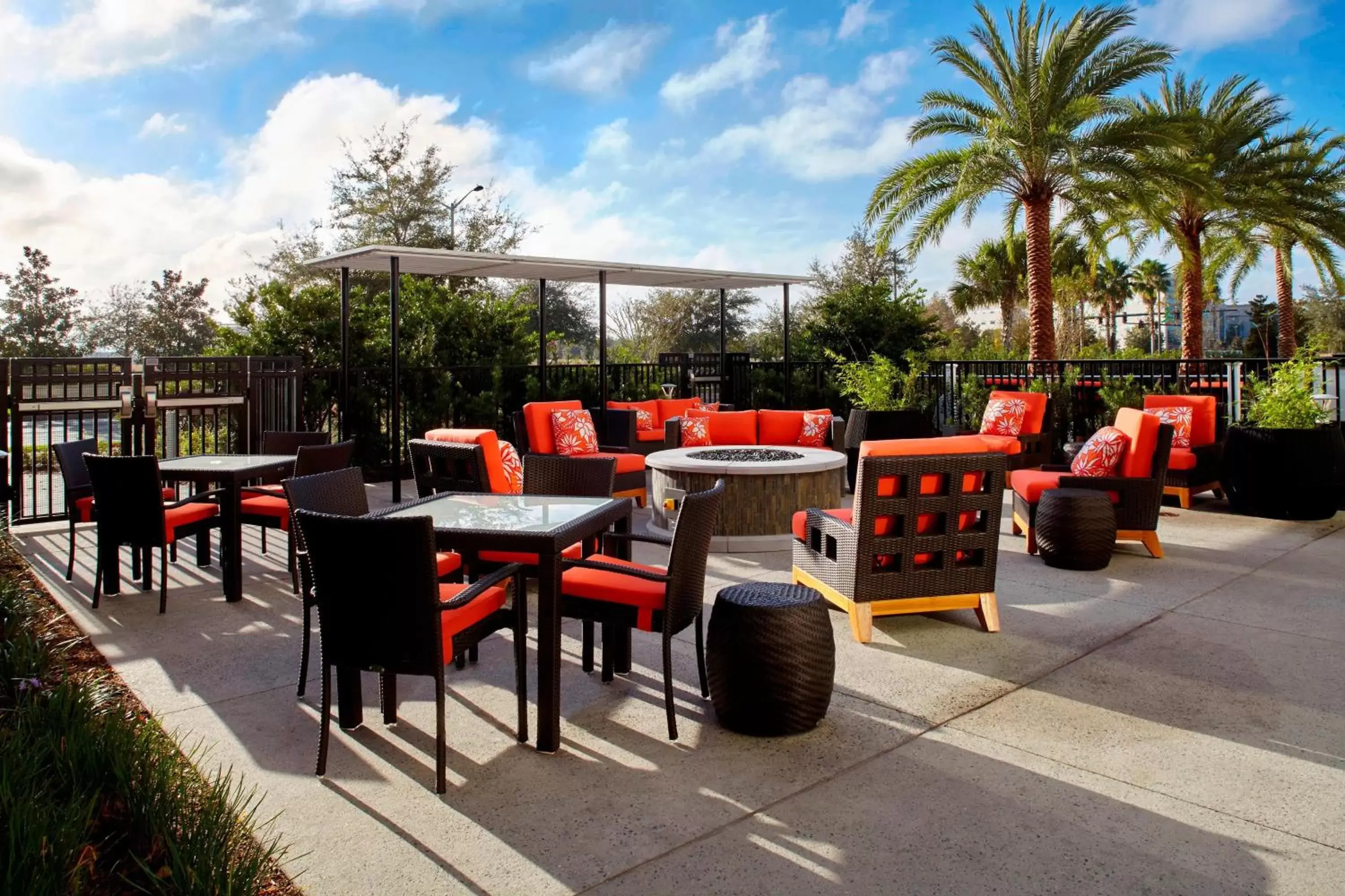 Property building, Restaurant/Places to Eat in Residence Inn by Marriott Orlando Lake Nona