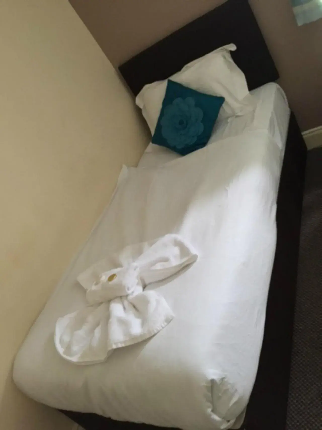 Bedroom, Bed in The Waverley Guest House Bedroom, Bed in The Waverley Guest House