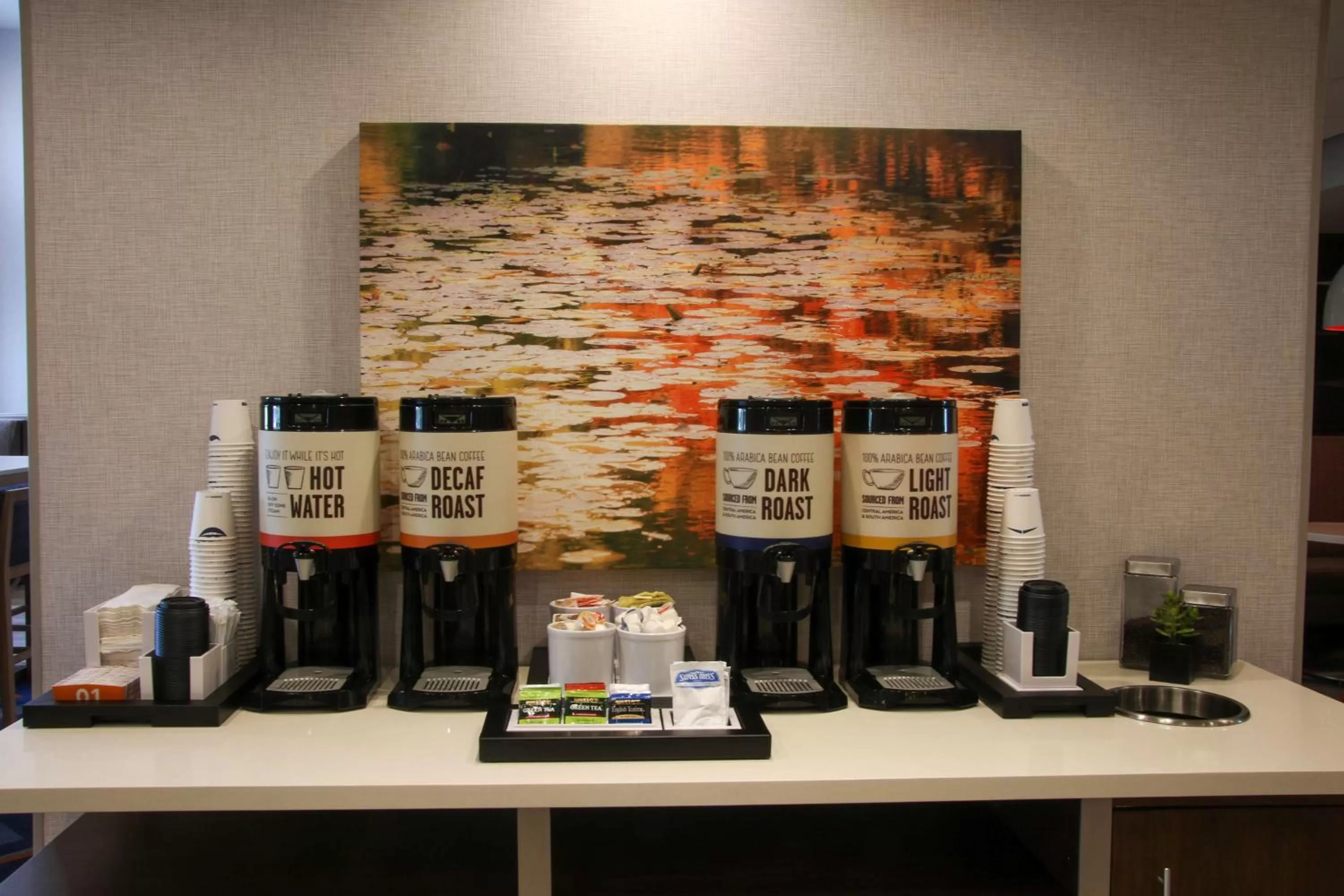 Dining area in Hampton Inn & Suites Olean, Ny