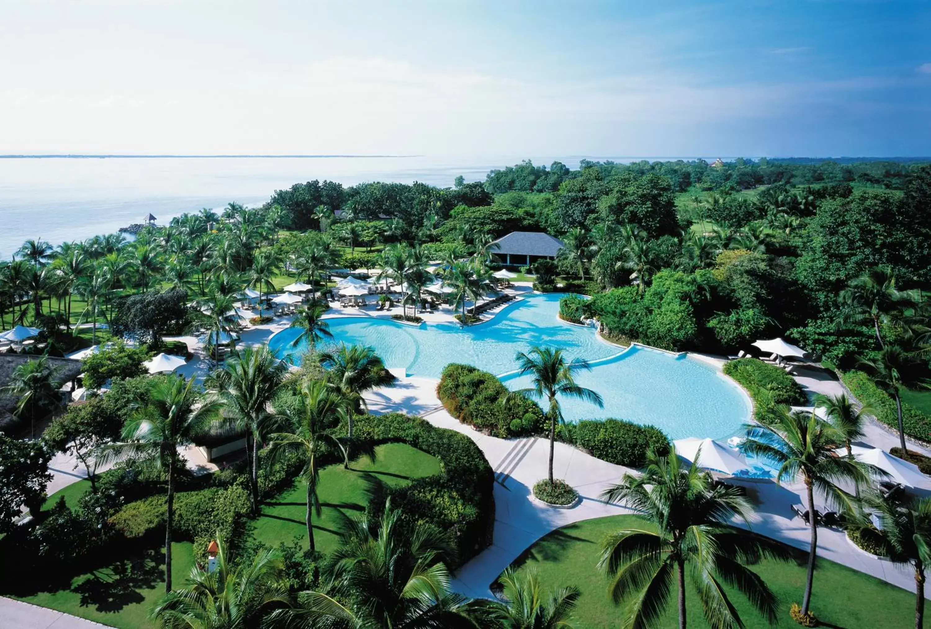 Bird's eye view in Shangri-La Mactan, Cebu Bird's eye view in Shangri-La Mactan, Cebu