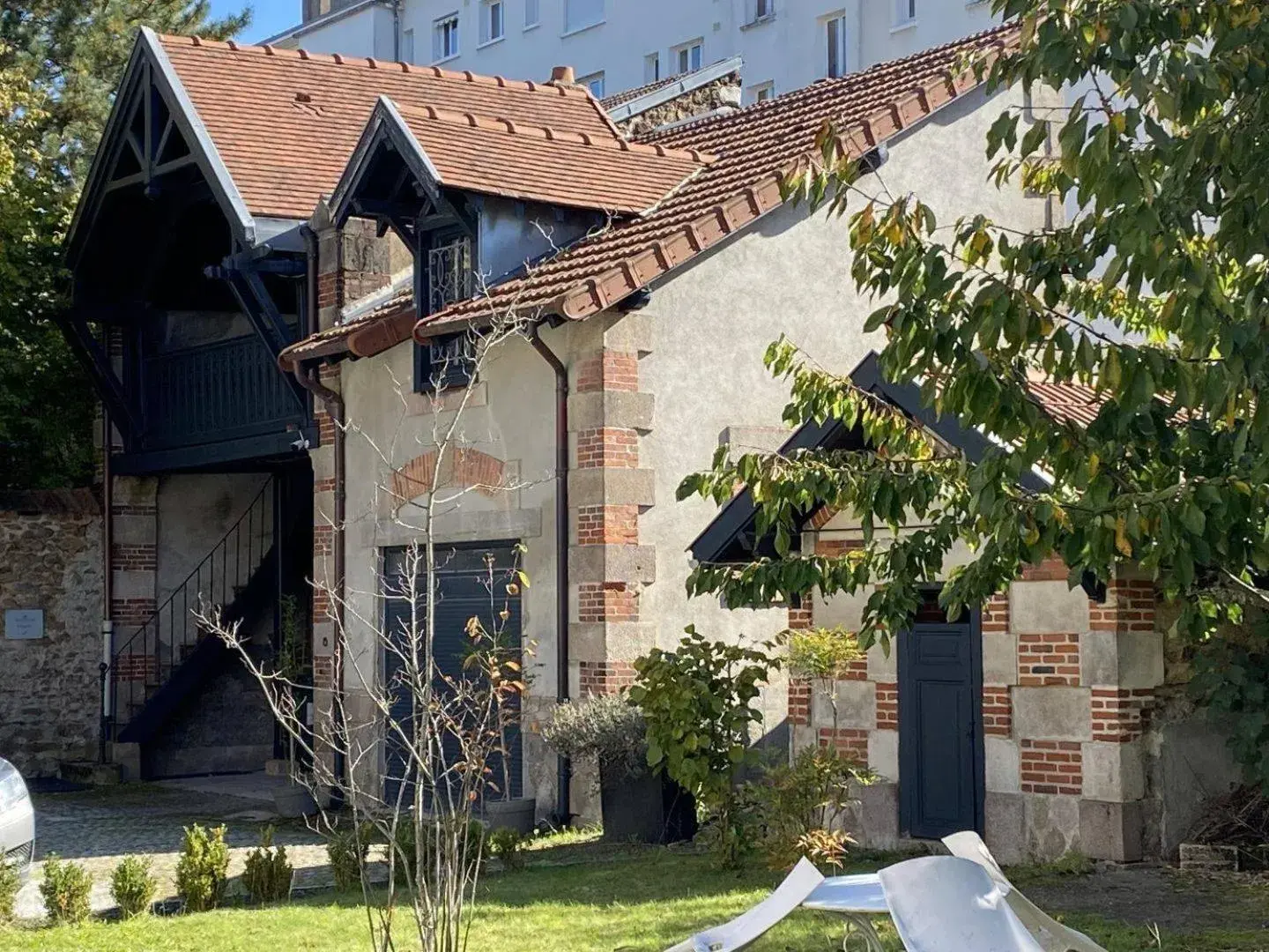 Property Building in La Villa Beaupeyrat - Apparthôtels de charme dans bâtisse de caractère