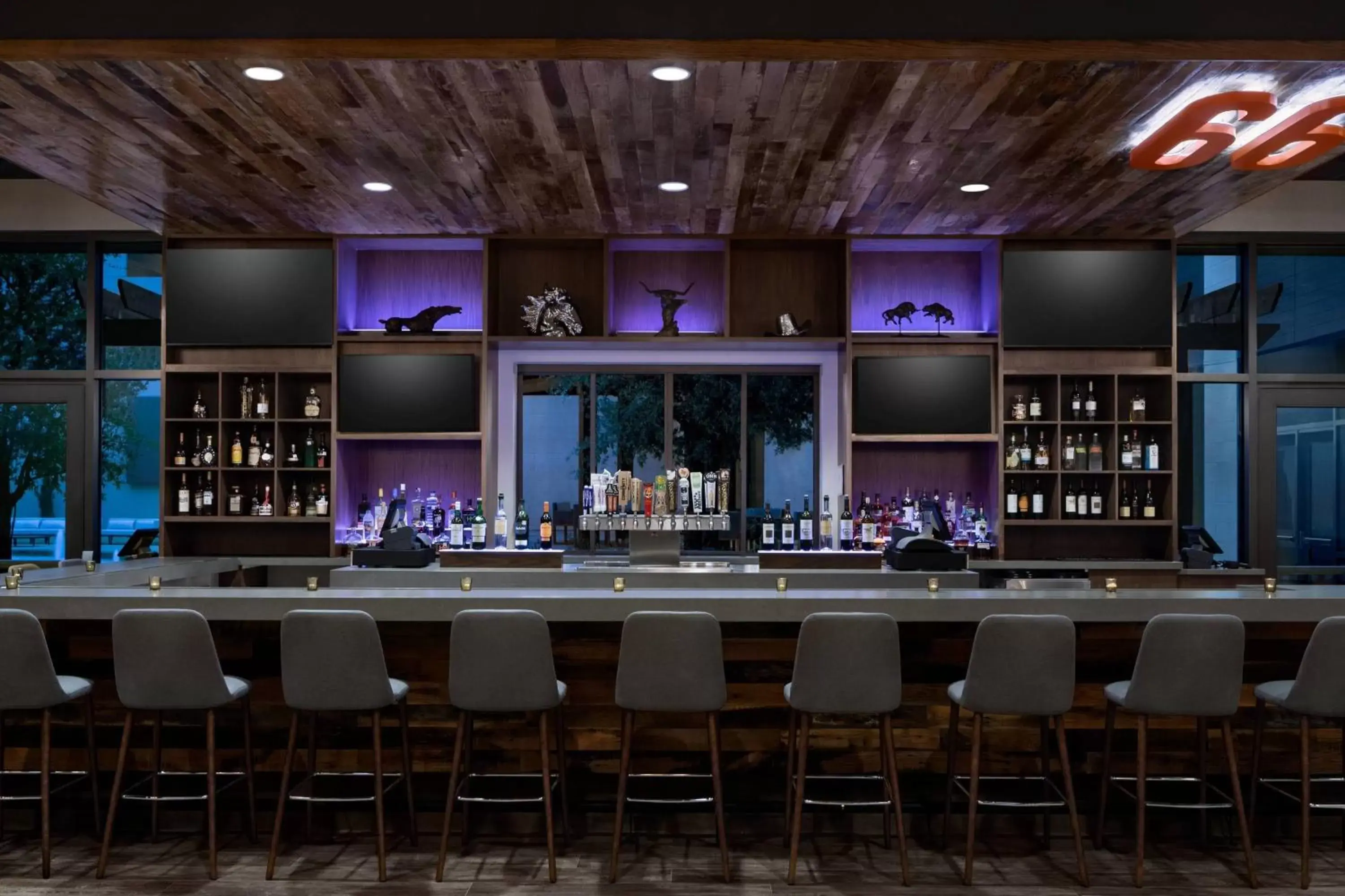 Restaurant/places to eat, Lounge/Bar in Marriott Dallas Allen Hotel & Convention Center