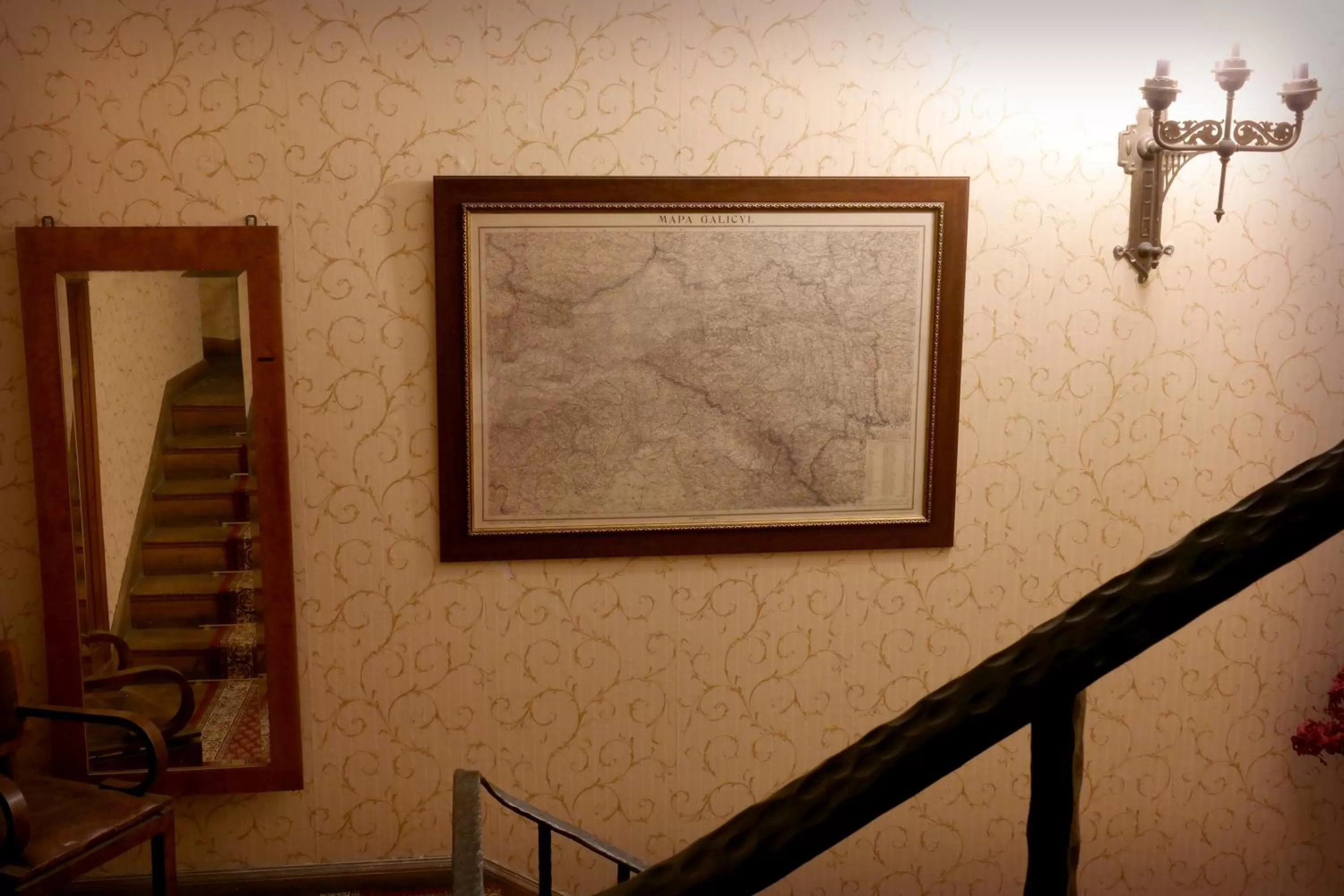 Other in Austeria Klezmer Hois