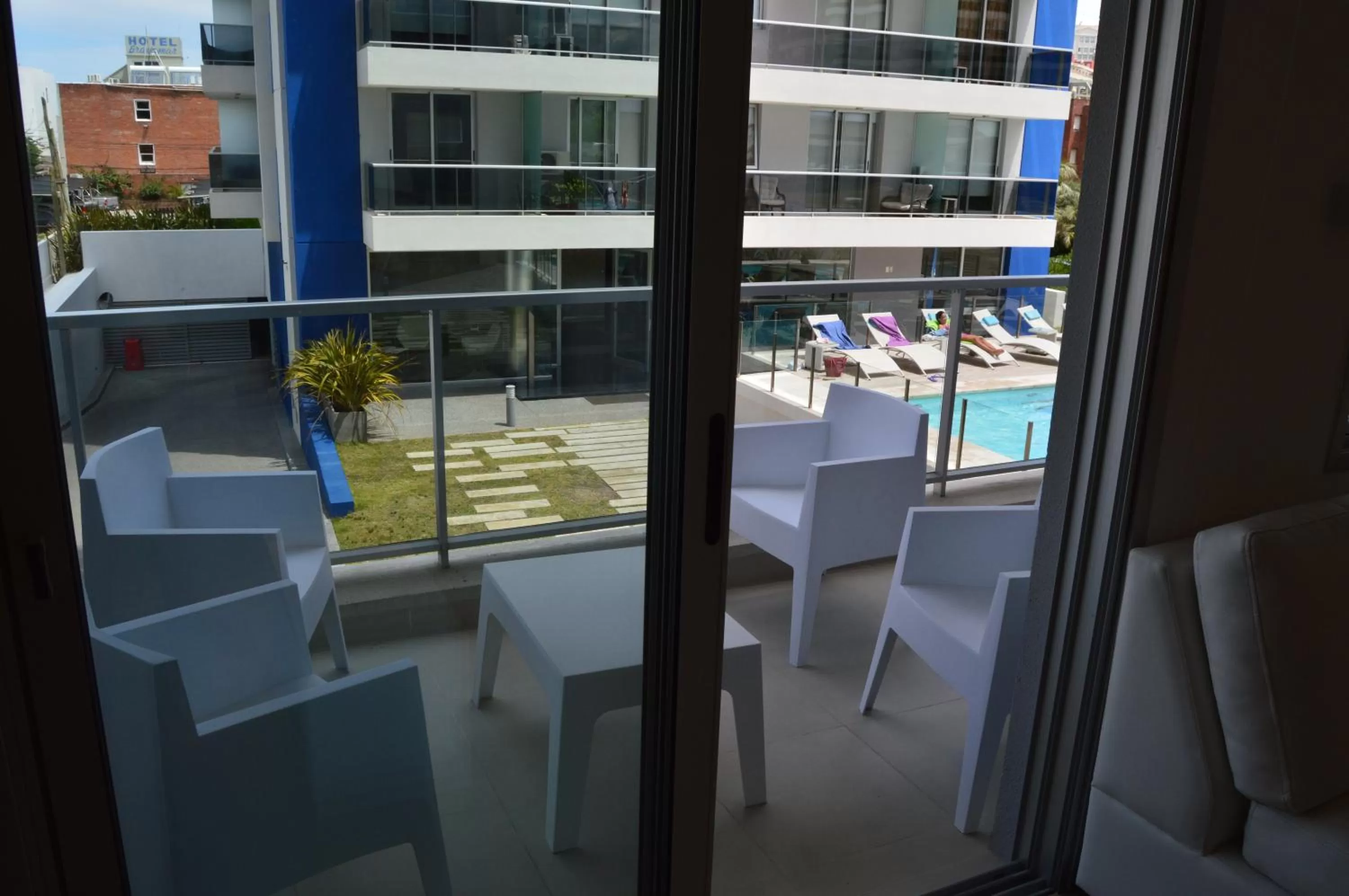Balcony/Terrace, Pool View in Arenas del mar