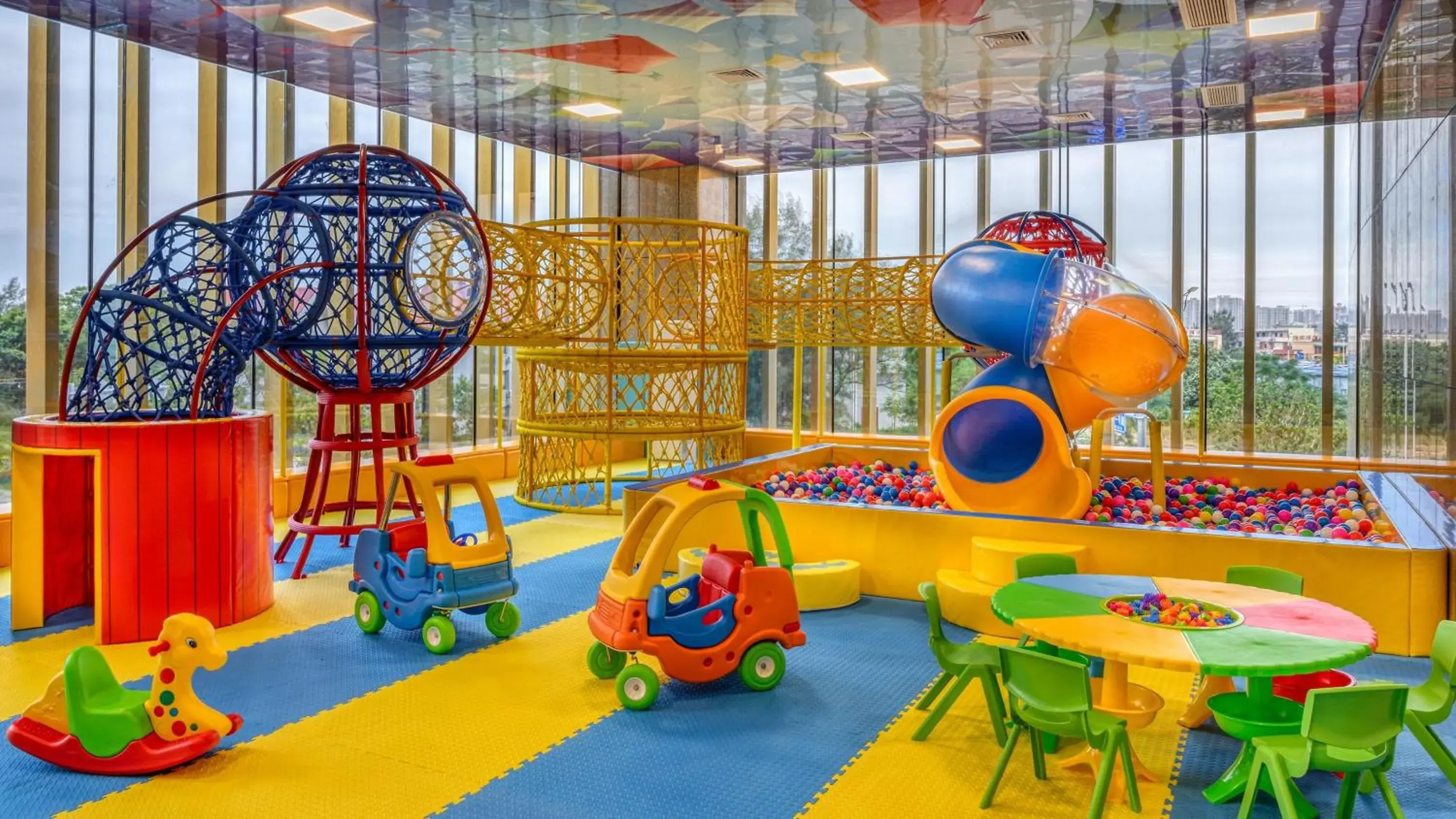 Fitness centre/facilities in Crowne Plaza Beihai Silver Beach by IHG Fitness centre/facilities in Crowne Plaza Beihai Silver Beach by IHG