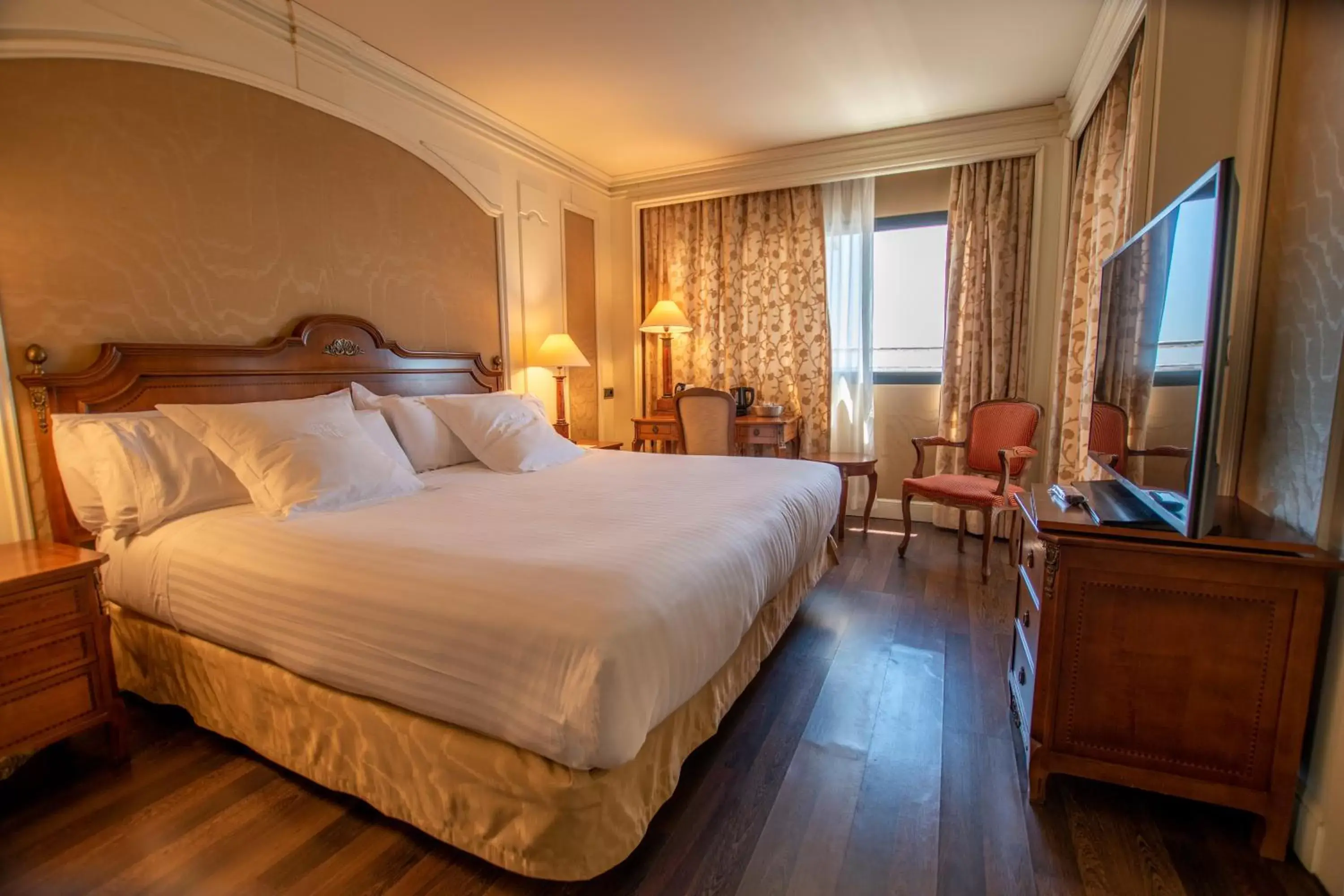 Bed in Hotel Sevilla Center