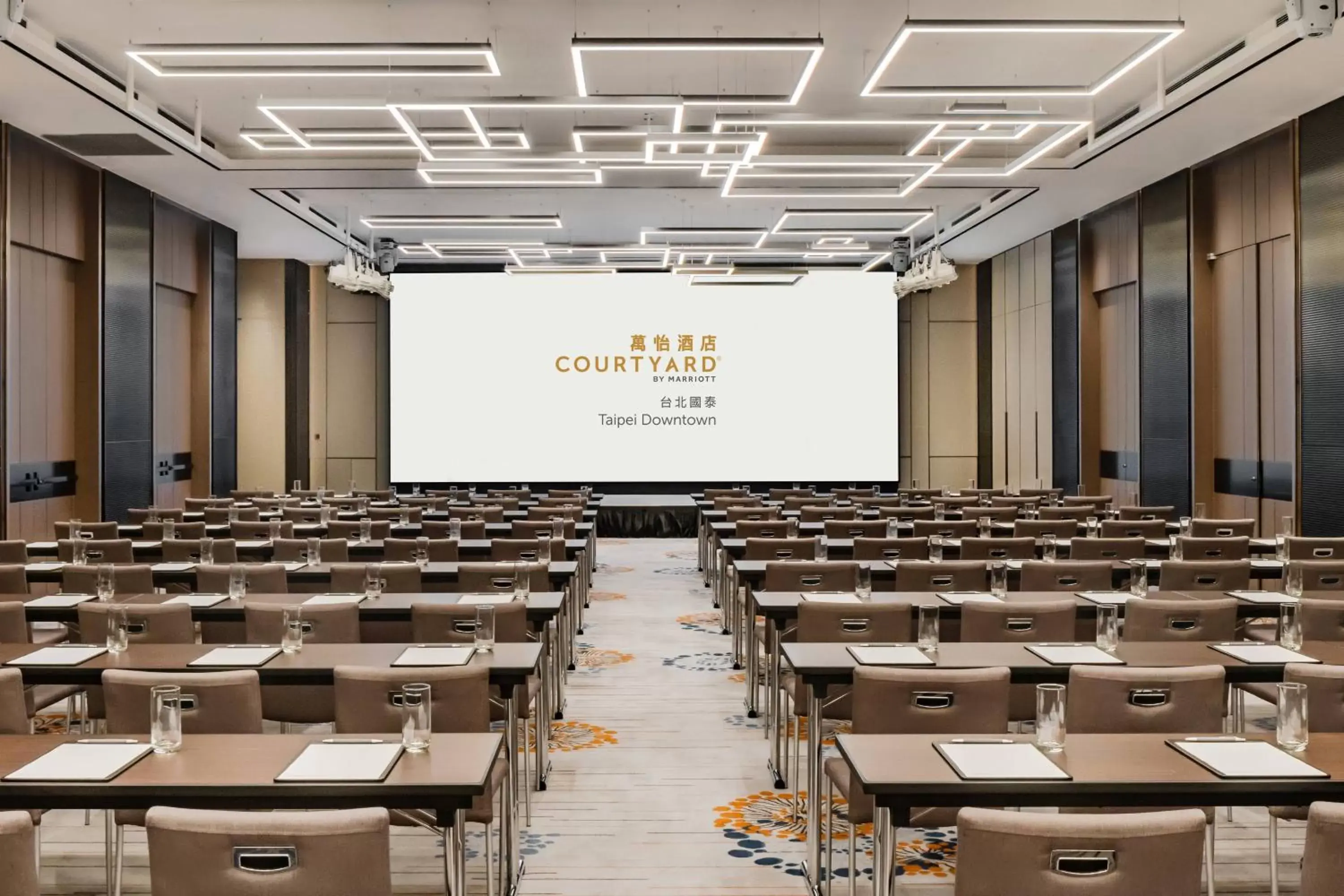 Meeting/conference room in Courtyard by Marriott Taipei Downtown