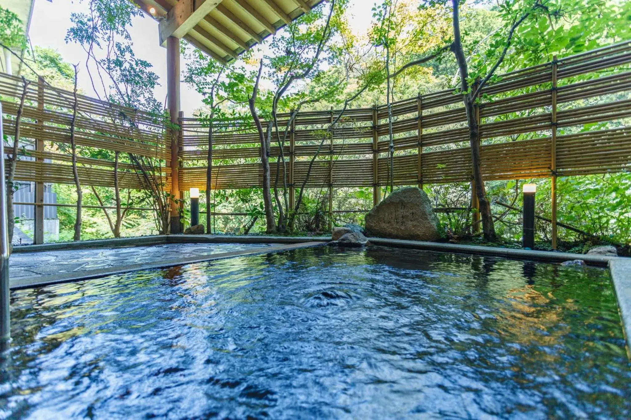 Hot Spring Bath, Swimming Pool in Shirasagiyu Tawaraya